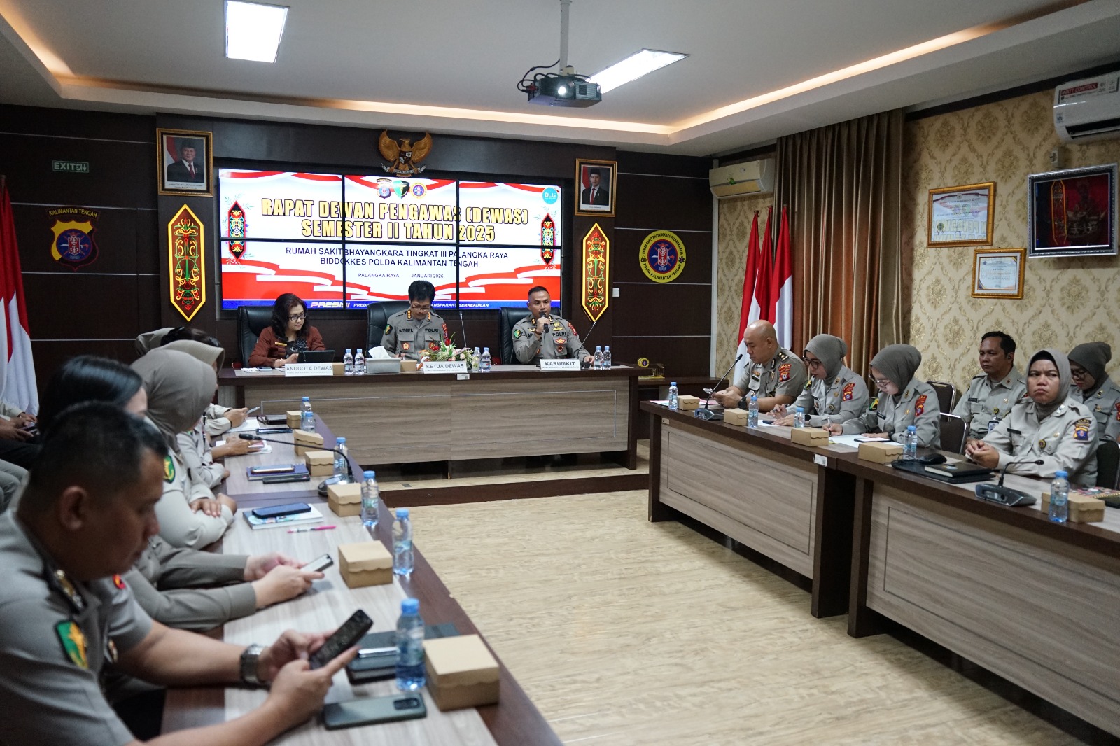 *Komitmen Tingkatkan Mutu Layanan, Rumkit Bhayangkara Gelar Rapat Dewan Pengawas Semester II Tahun 2025*