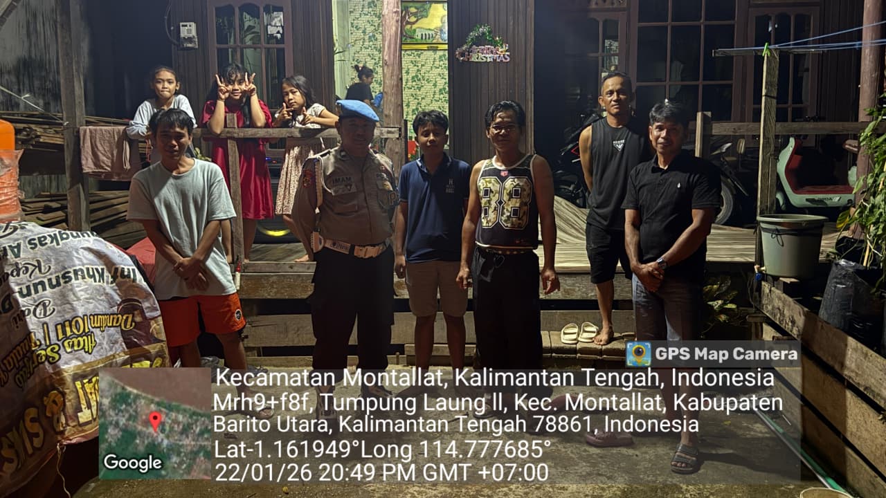 **Polsek Montallat Laksanakan Patroli Malam Untuk Ciptakan Keamanan Dan Ketertiban Masyarakat**