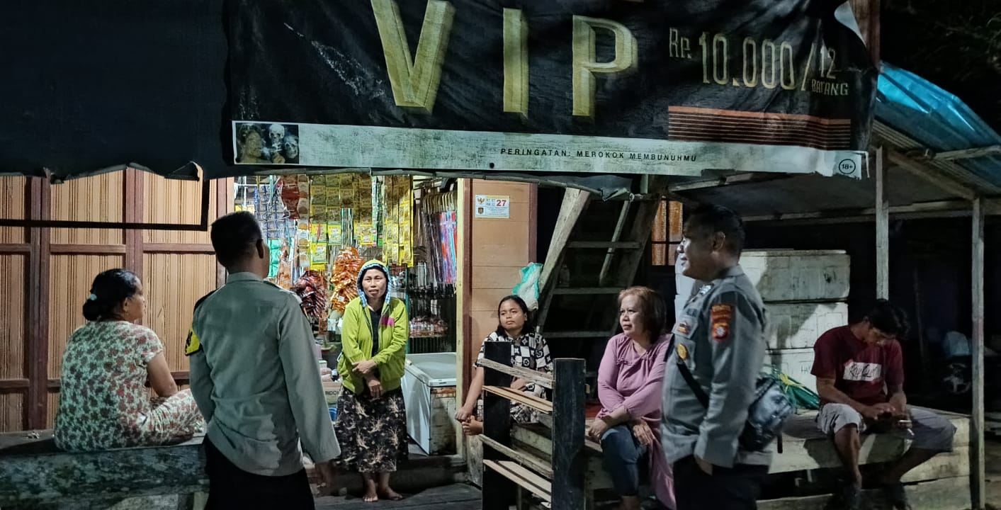 ‎Ciptakan rasa Aman Polsek Katingan Hulu melaksanakan kegiatan Patroli Dialogis di Wilayah Kec. Katingan Hulu, Kab. Katingan.