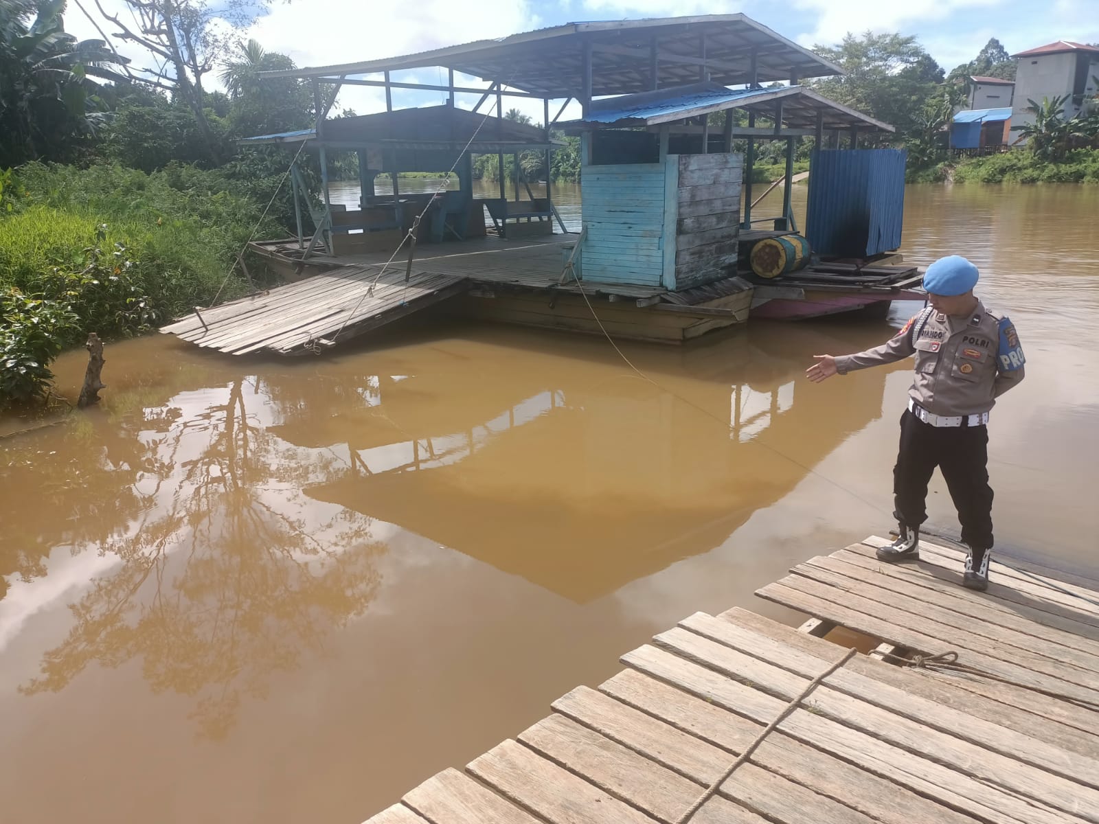 Monitoring Intensif DAS Katingan, Polsek Marikit Pastikan Kondisi Debit Air Tetap Aman dan Terkendali.