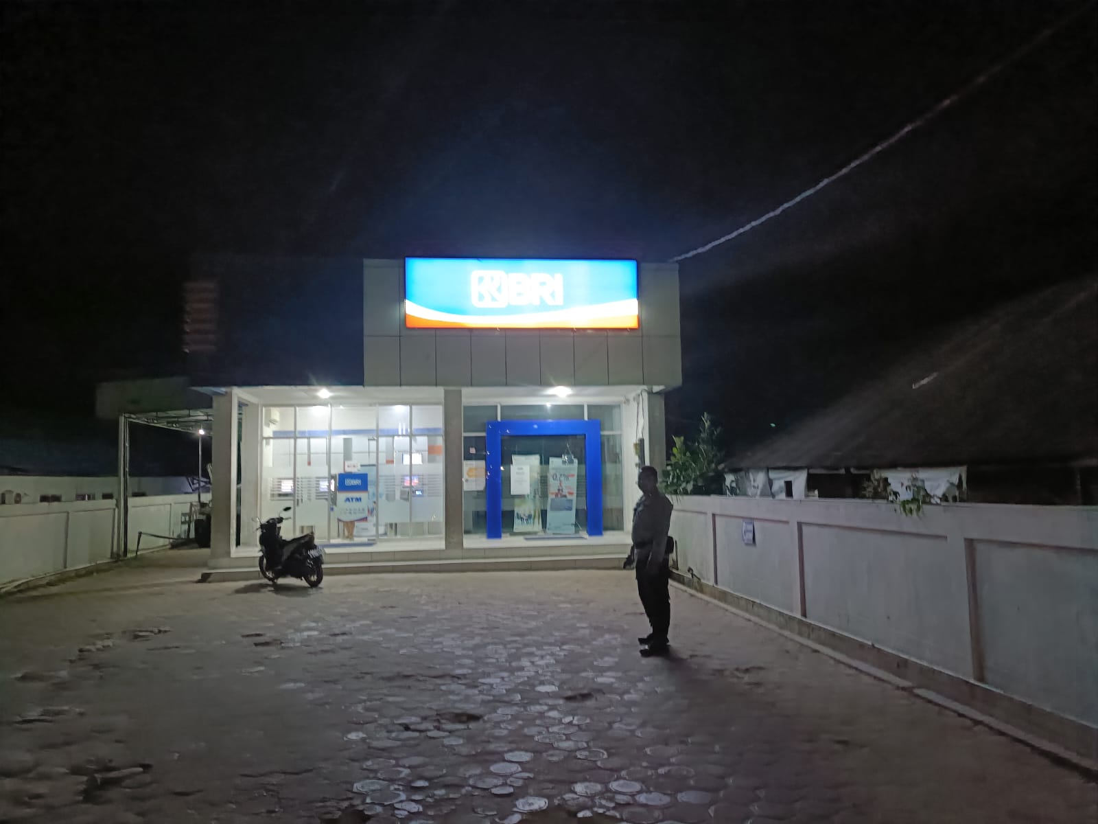 Polsek Bulik Patroli Obyek Vital dan Bank wilkum Polsek Bulik