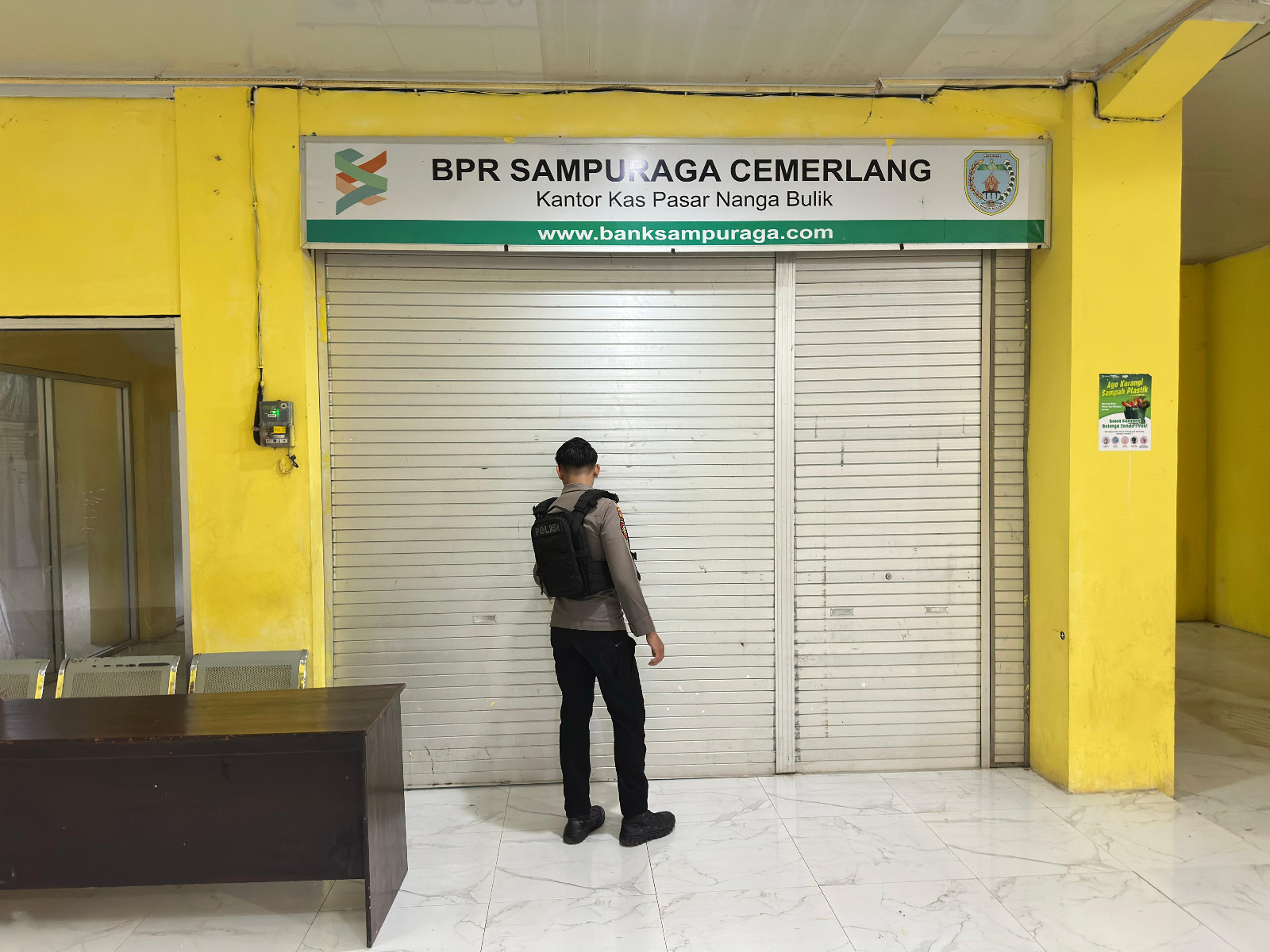 Sat Samapta Laksanakan Sambang Ke Pertokoan