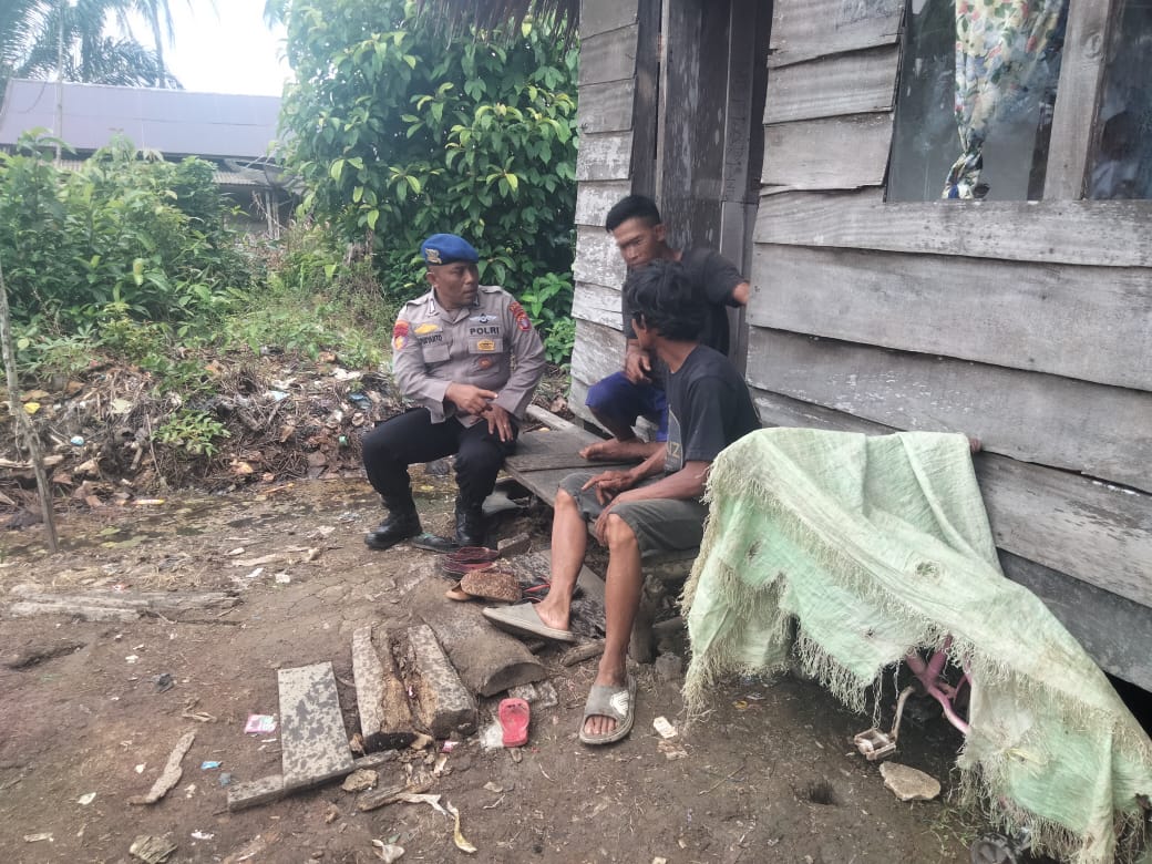 Ditpolairud Polda Kalteng Sambangi Masyarakat, Berikan Edukasi tentang Bahaya Terorisme dan Radikalisme