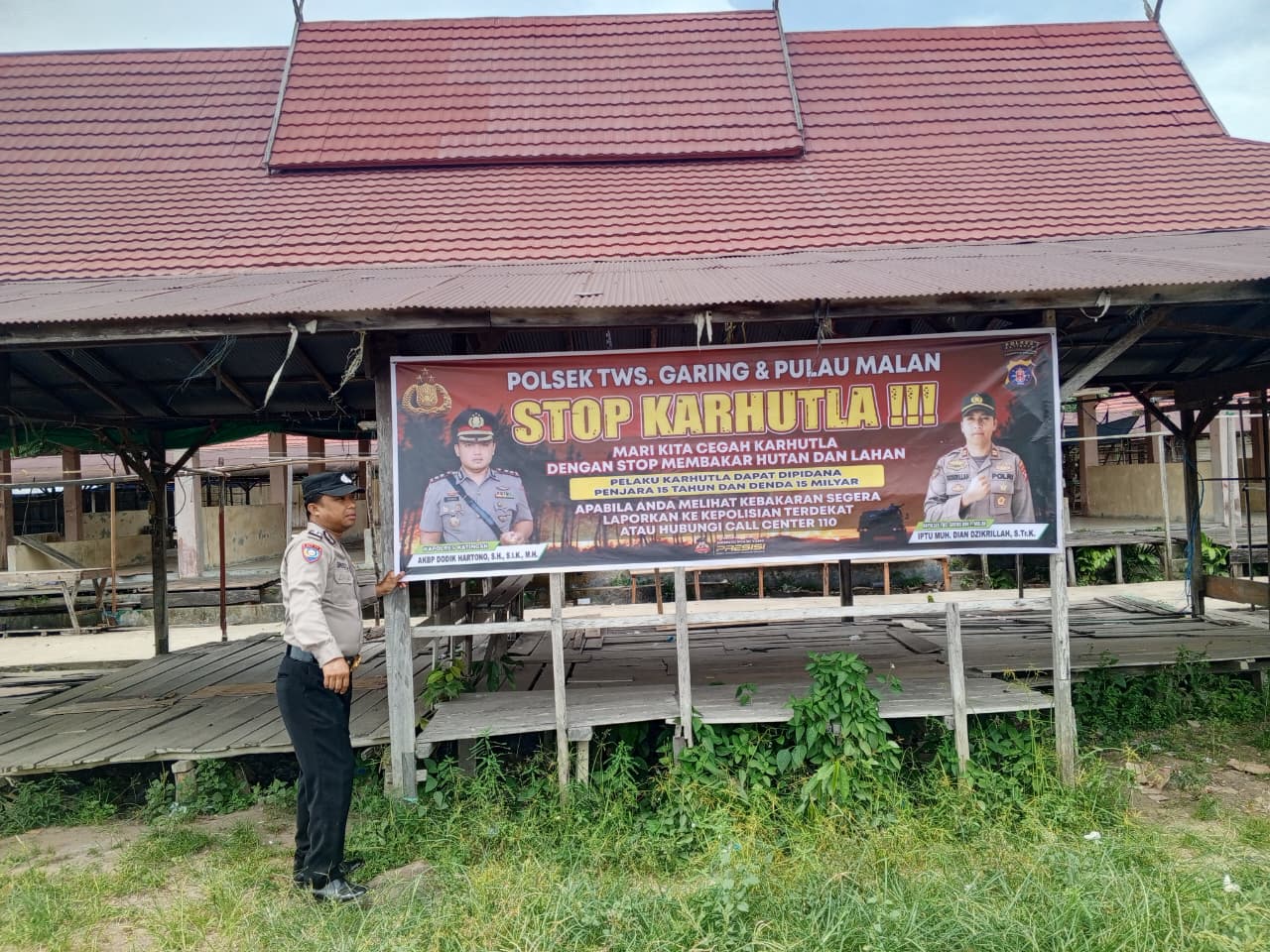 Sebagai Langkah preventif, Polsek Tewang Sangalang Garing dan Pulau Malan Pasang Spanduk Imbauan Stop Karhutla