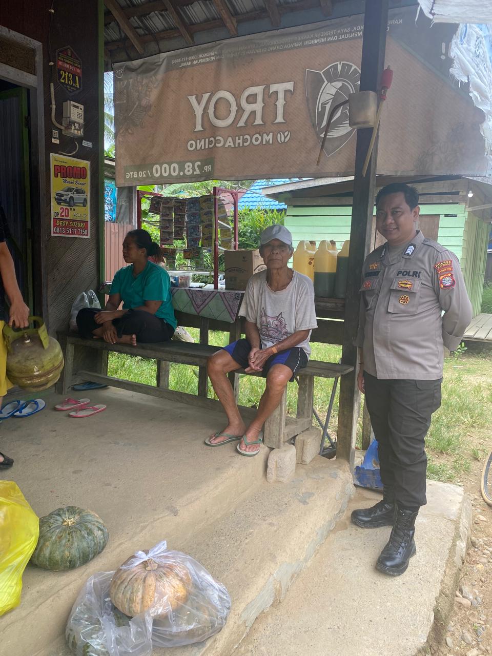 Kegiatan Patroli Dialogis Rutin dilaksanakan oleh Personil Polsek Sanaman Mantikei