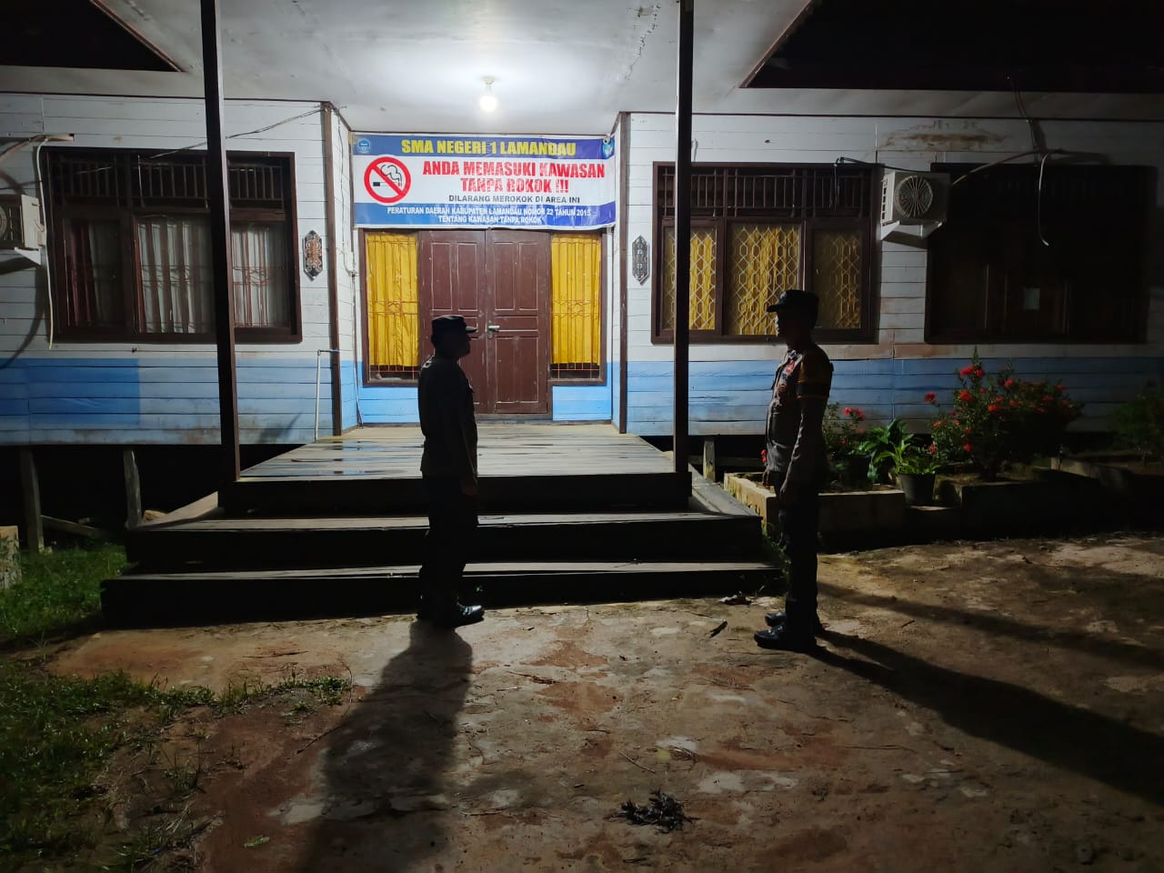 Piket Polsek Delang melaksanakan patroli diwilkum Polsek Delang