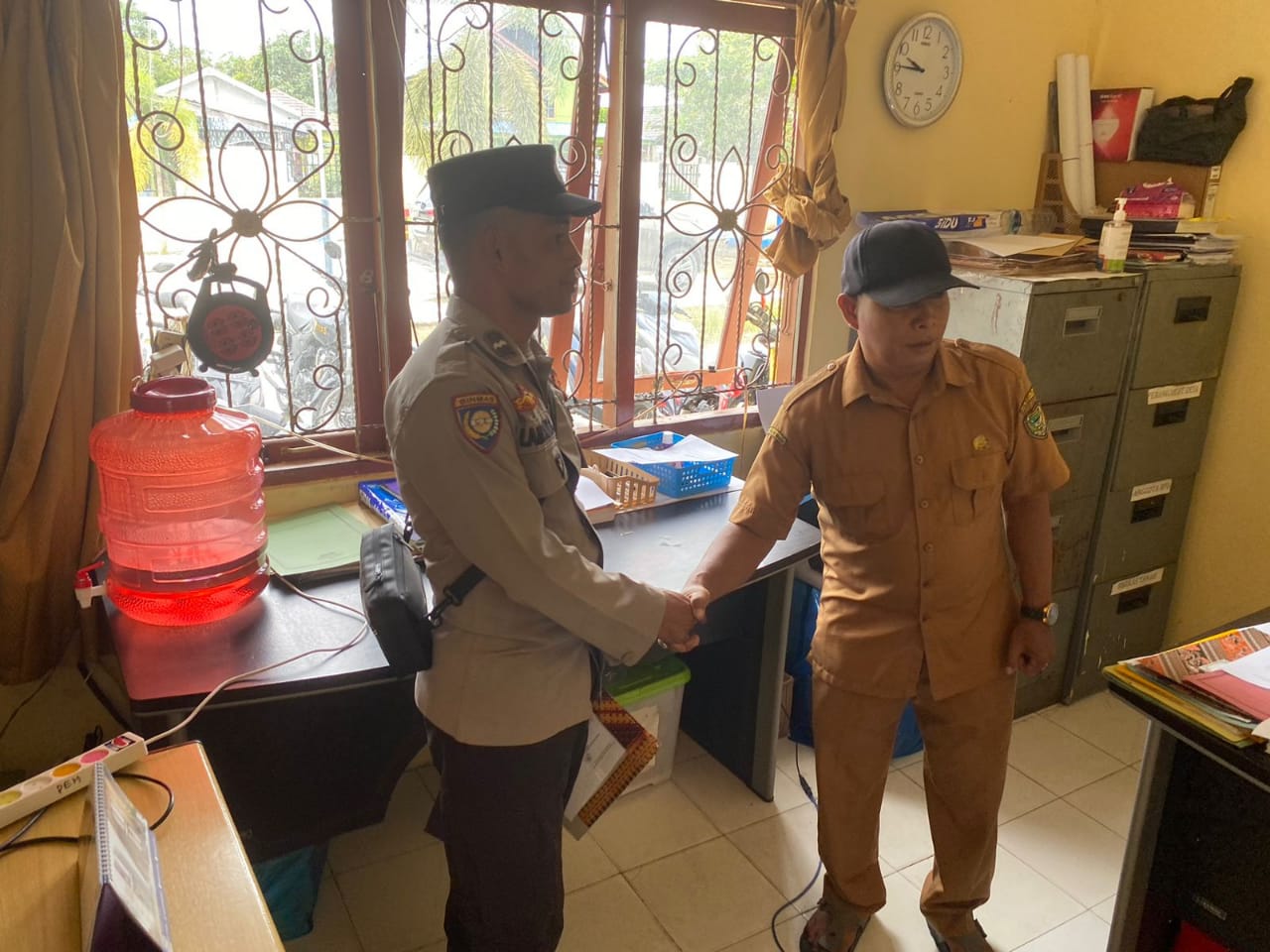 Polsek Montallat Perkuat Kedekatan Dengan Masyarakat Melalui Sambang DDS