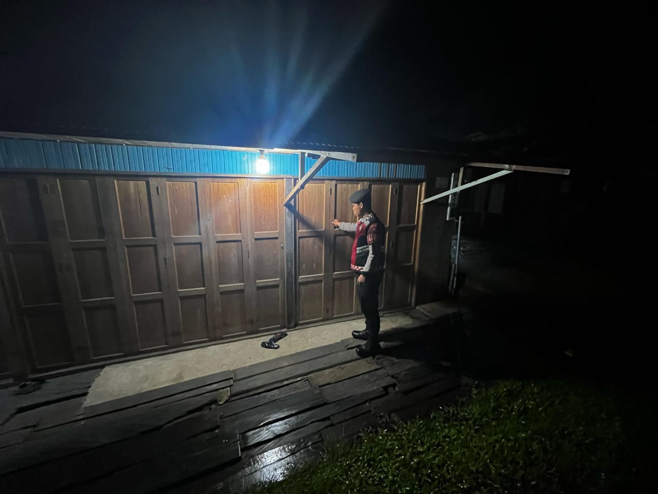 Ciptakan Kamtibmas Kondusif, Sat Samapta Polres Lamandau Gelar Patroli Malam