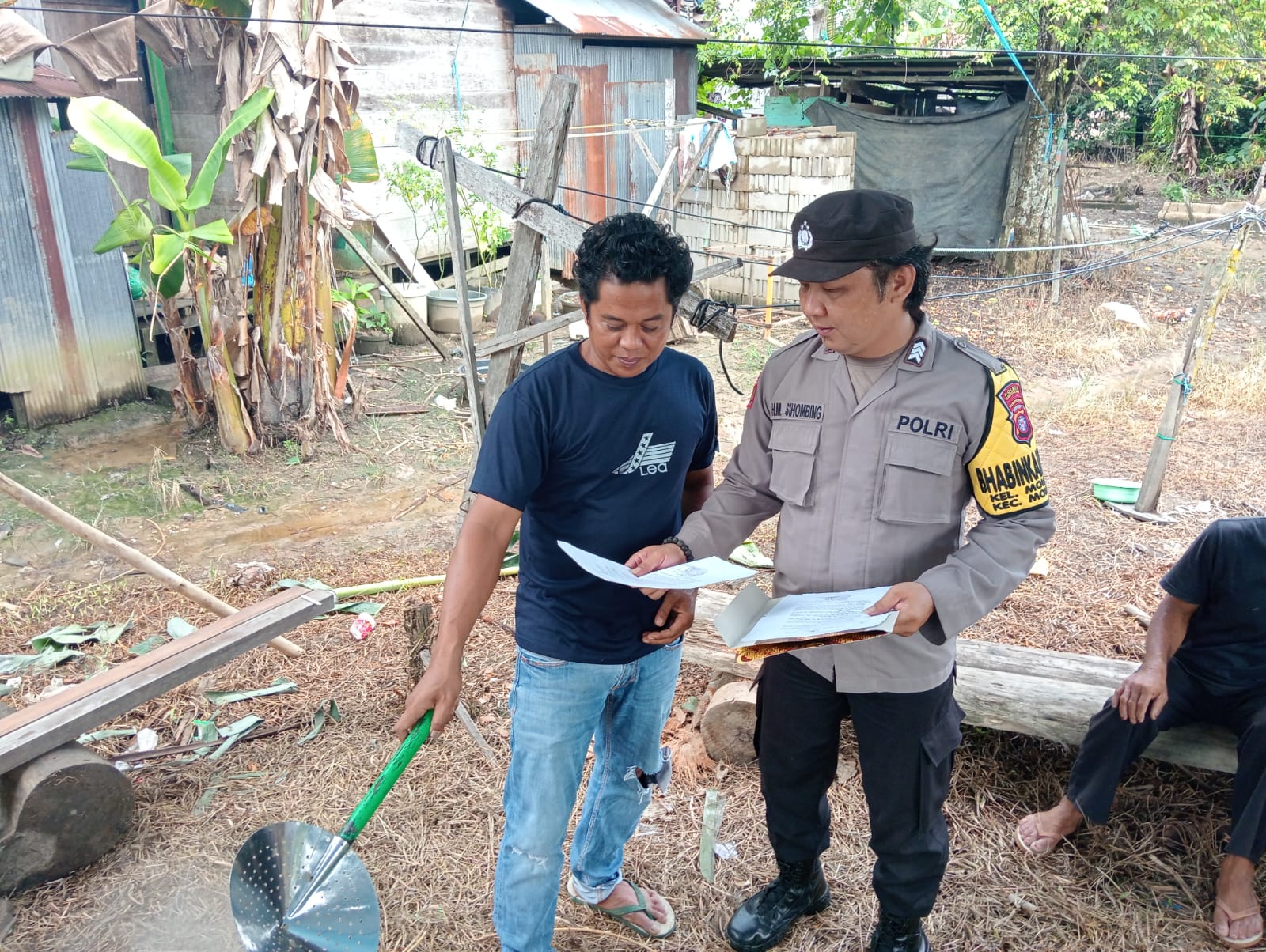 Polsek Montallat Sosialisasikan Maklumat Kapolri kepada Masyarakat