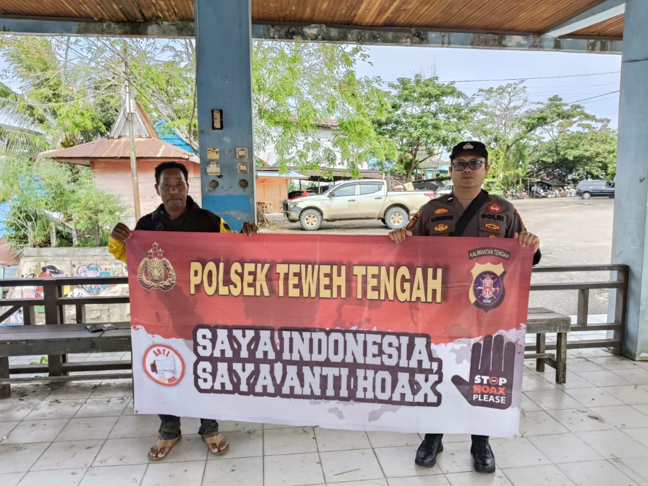 Sapu Bersih Berita Hoax, Polsek Teweh Tengah Sampaikan Stop Hoax Kepada Warga