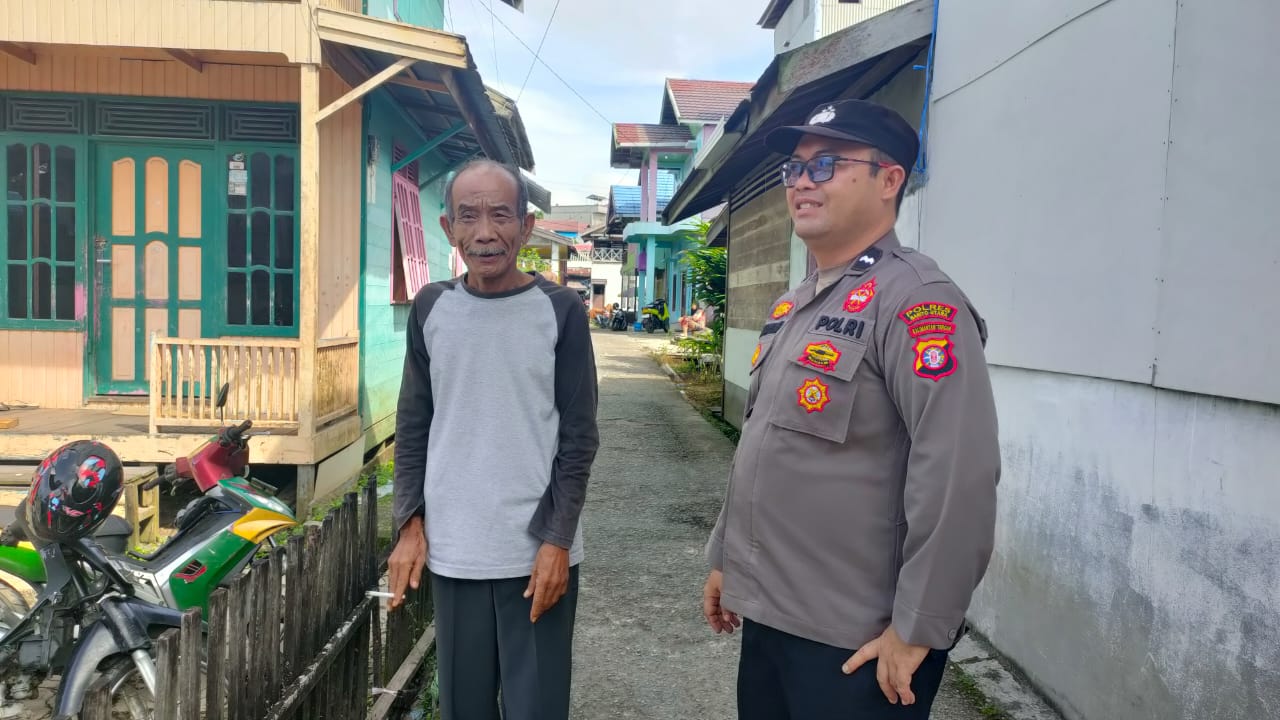 Sampaikan Pola Hidup Sehat Kepada Warga, Polsek Teweh Tengah Sosialisasikan Germas ke Masyarakat