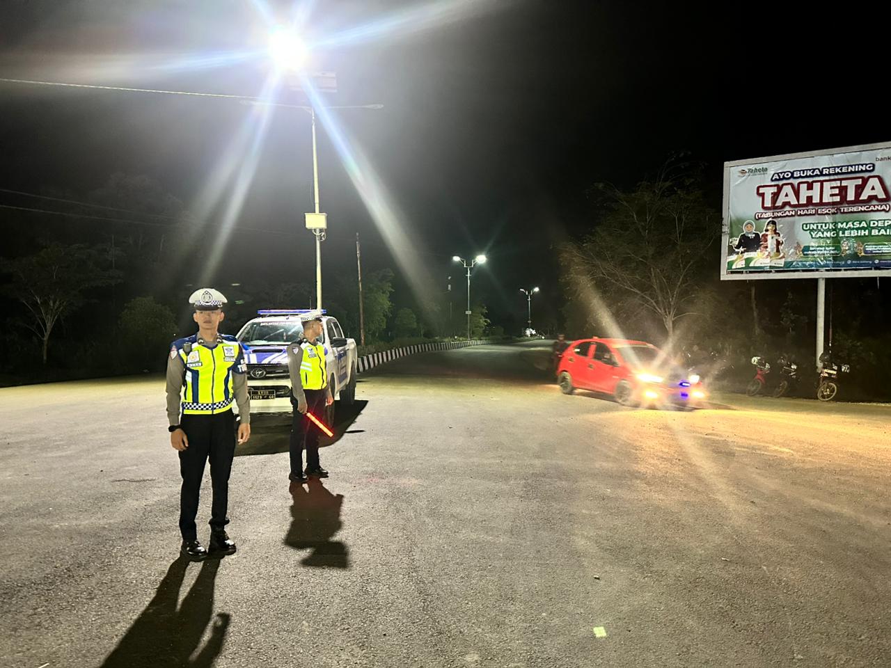 Piket Lantas Patroli Blue Light Polres Lamandau di Malam Hari