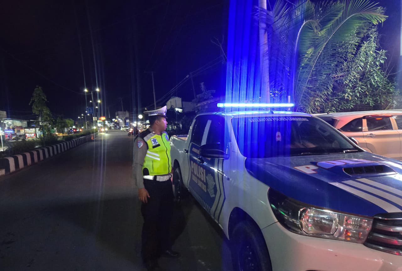 Piket Lantas Patroli Blue Light Polres Lamandau di Malam Hari