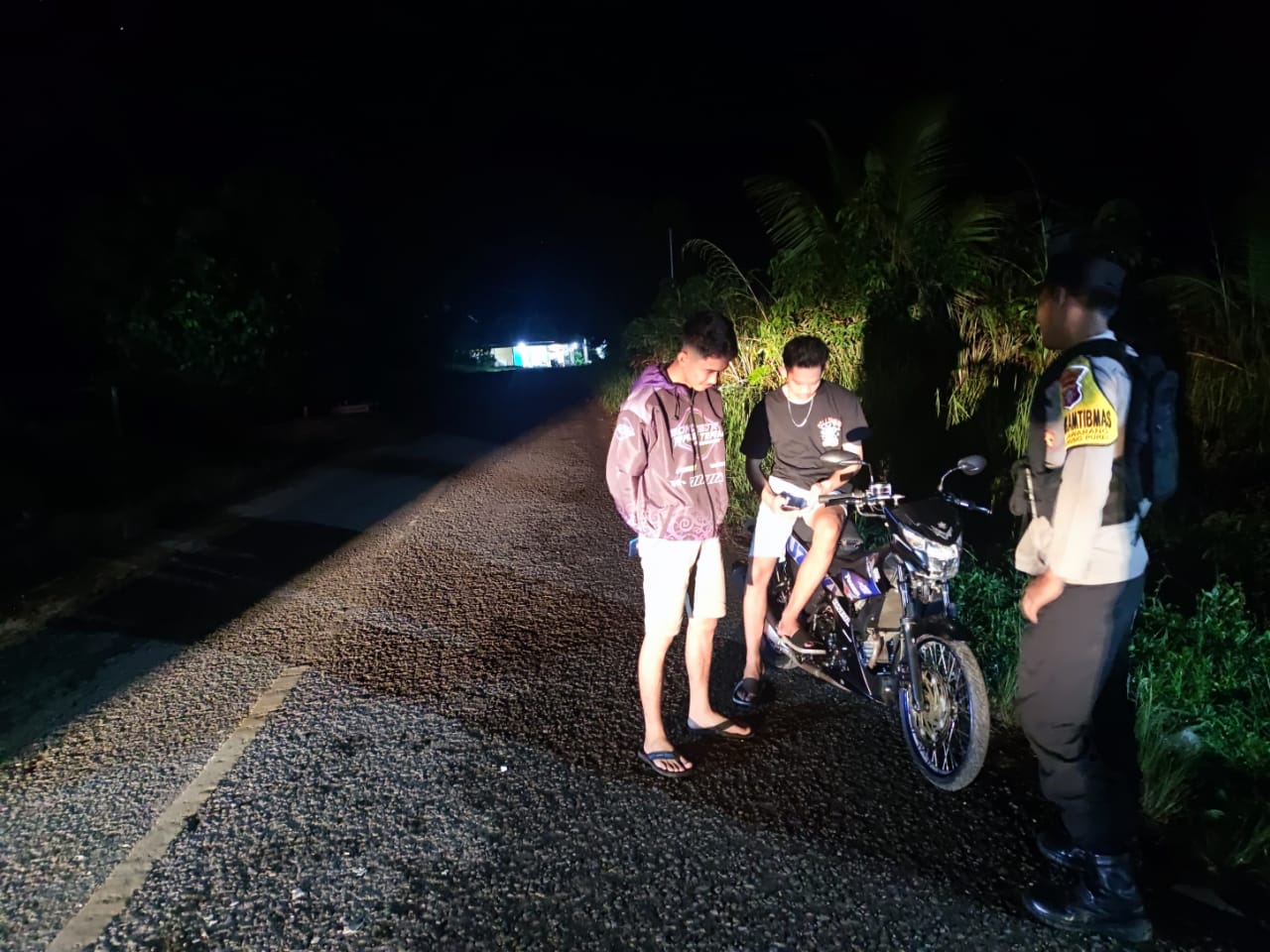 Jaga Stabilitas Kamtibmas, Polsek Gunung Purei Intensifkan Patroli Malam