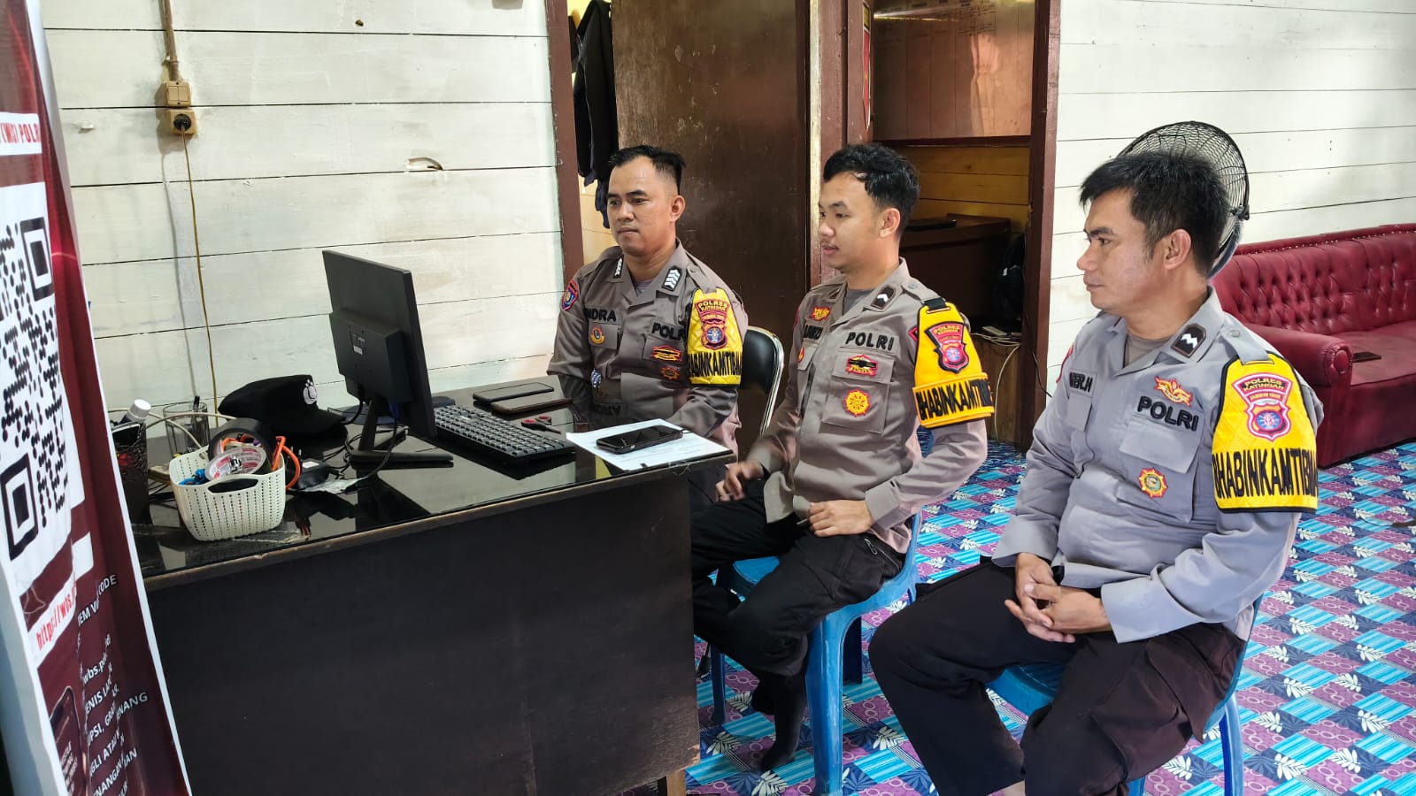 BHABINKAMTIBMAS POLSEK TWS GARING DAN PULAU MALAN IKUTI RAKOR DAN SOSIALISASI APLIKASI WEBSITE KARTU HUMA BETANG SEJAHTERA