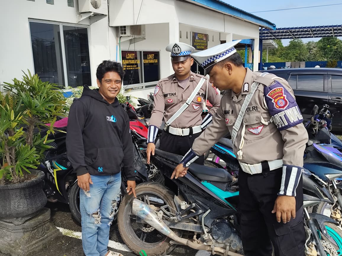 Satlantas Polres Katingan Tindak Pengguna Knalpot Tidak Sesuai Spesifikasi Teknis