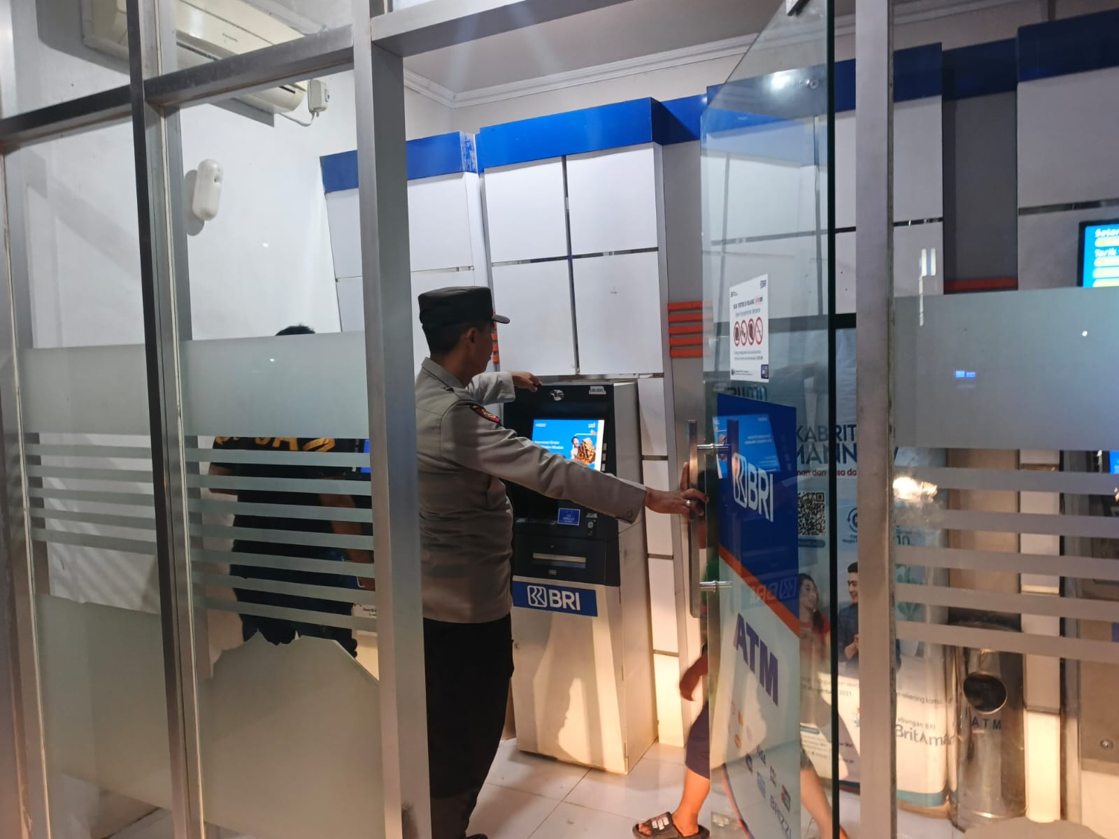 Cegah Gangguan Kamtibmas, Piket Polsek Bulik Patroli ATM