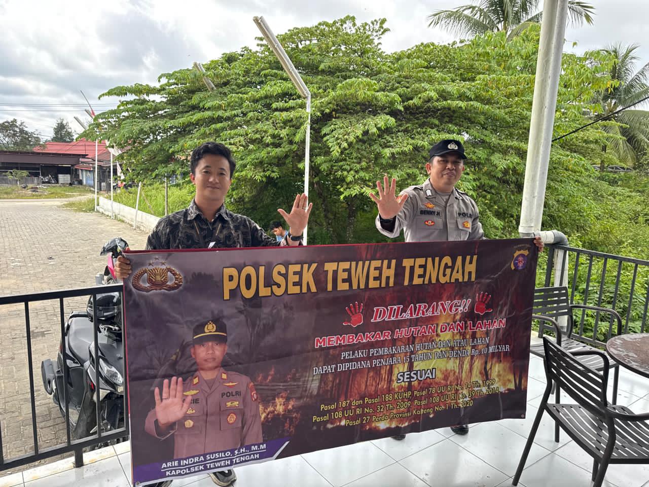 Jaga Kelestarian Hutan, Polsek Teweh Tengah Sampaikan Stop Karhutla Ke Warga