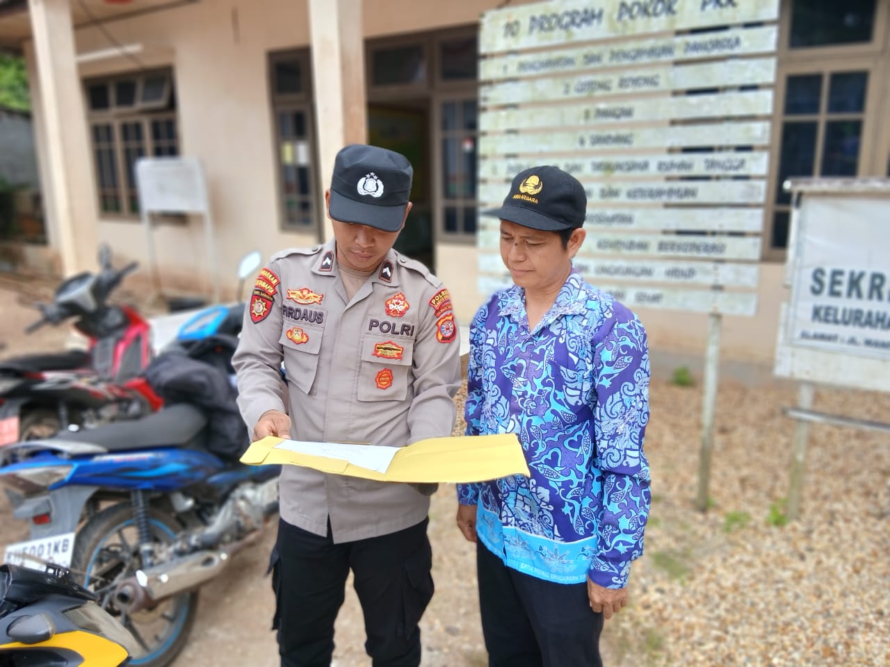 Polsek Montallat Sosialisasikan Maklumat Kapolri kepada Masyarakat