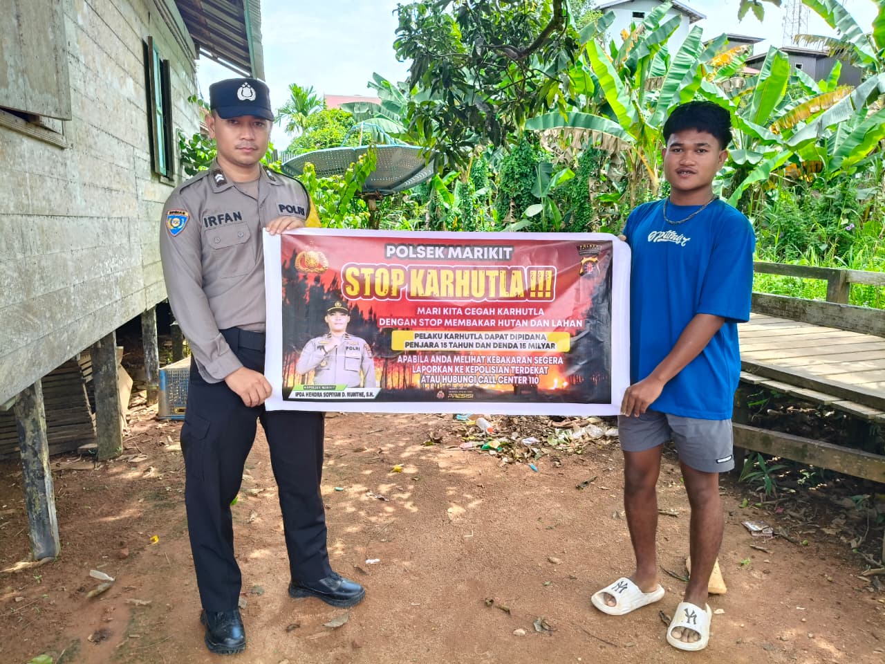 Antisipasi Kabut Asap, Personil Polsek Marikit Gencarkan Sosialisasi Tentang Larangan Membakar Hutan Dan Lahan.