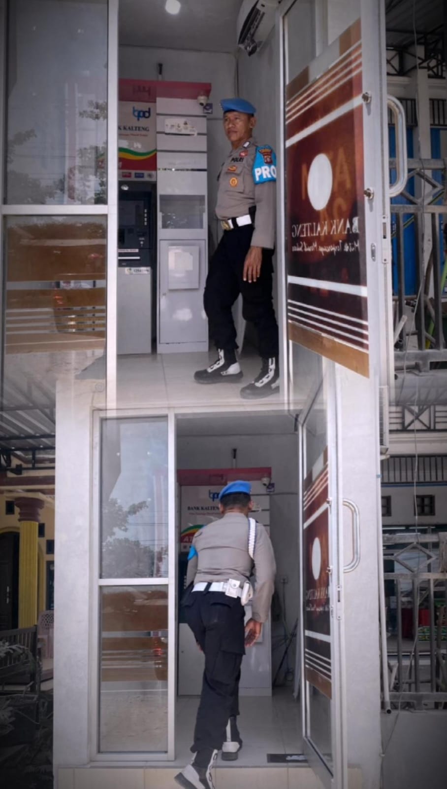 Polda Kalteng, Polres Lamandau, Polsek Sematu Jaya. melaksanakan giat patroli untuk mengantisipasi maraknya aksi tindak kejahatan terutama antisipasi curas, curat dan curanmor (3C)