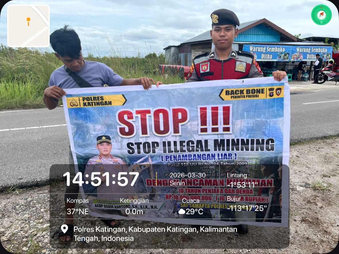 Personel Samapta Polres Katingan Sosialisasikan Larangan Ilegal Mining kepada Masyarakat.