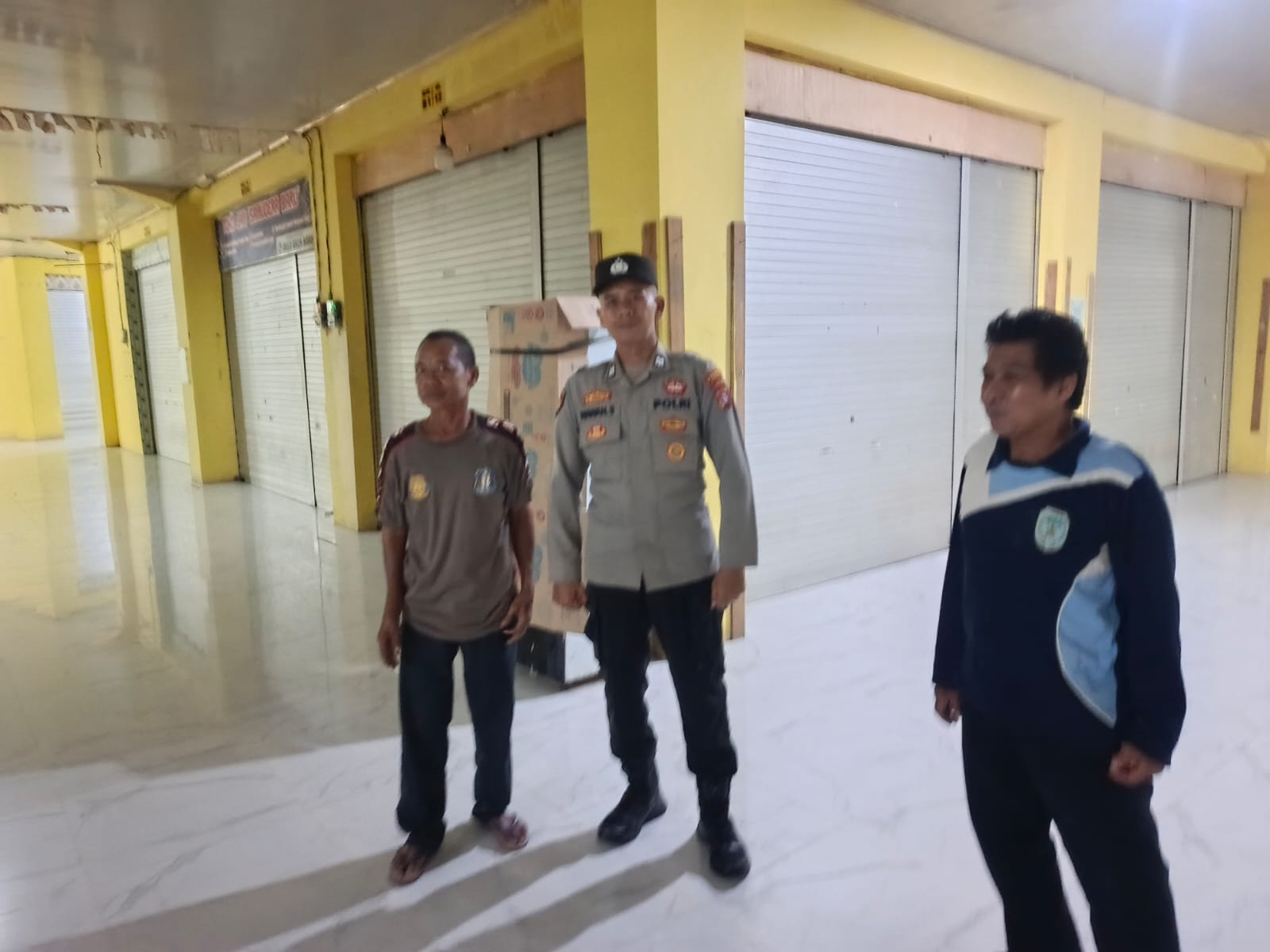 Wujudkan Situasi Aman, Polsek Bulik Gelar Patroli dan Sapa Penjaga Pasar