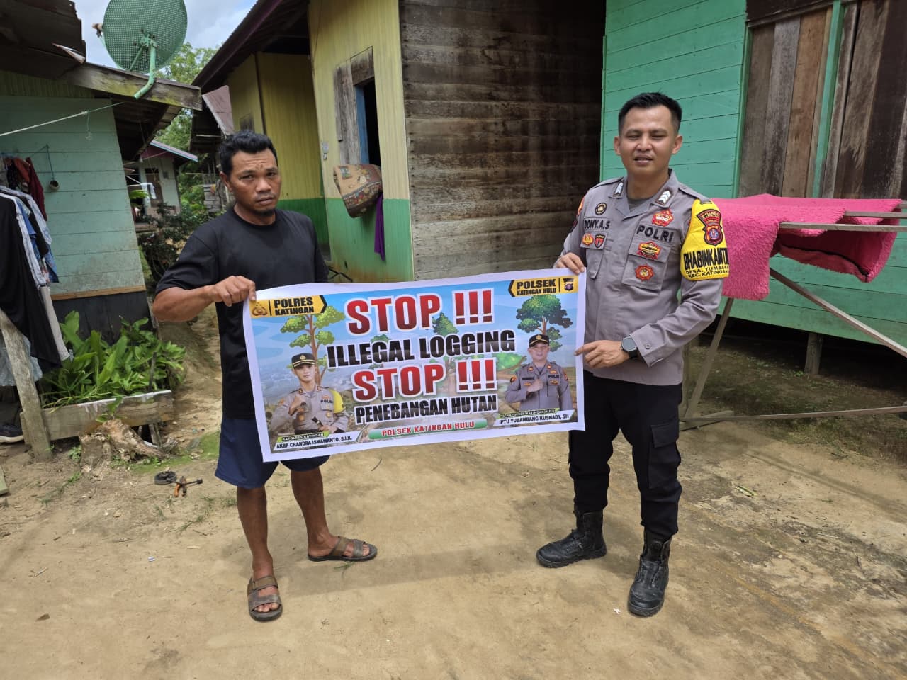 Upaya Pencegahan Penebangan Hutan secara Liar (Ilegal Logging), Bhabinkamtibmas sosialisasi kepada masyarakat.