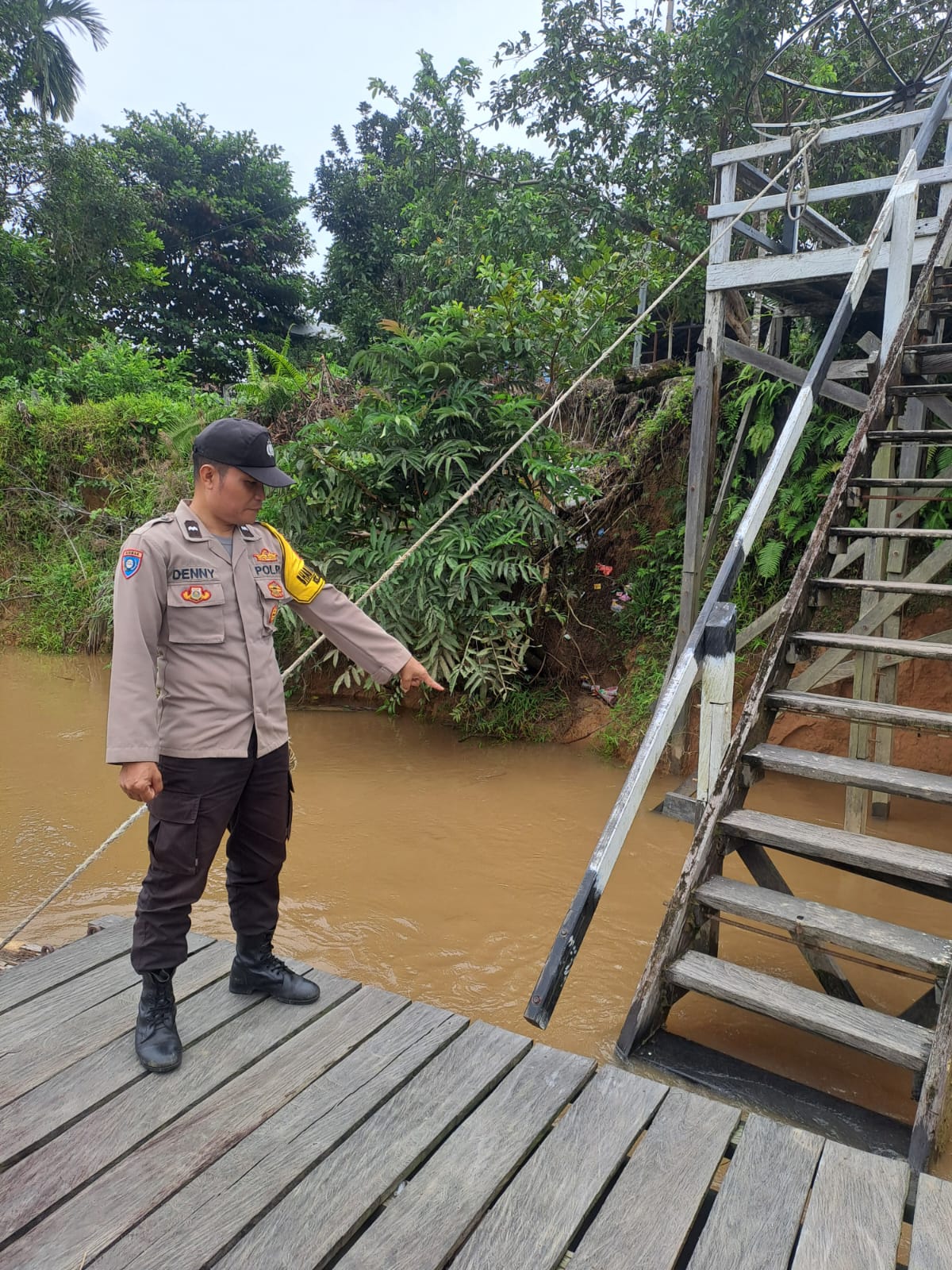Debit Air terpantau normal , Polsek Katingan Hulu dan Bukit Raya Imbau Warga agar tetap selalu waspada.