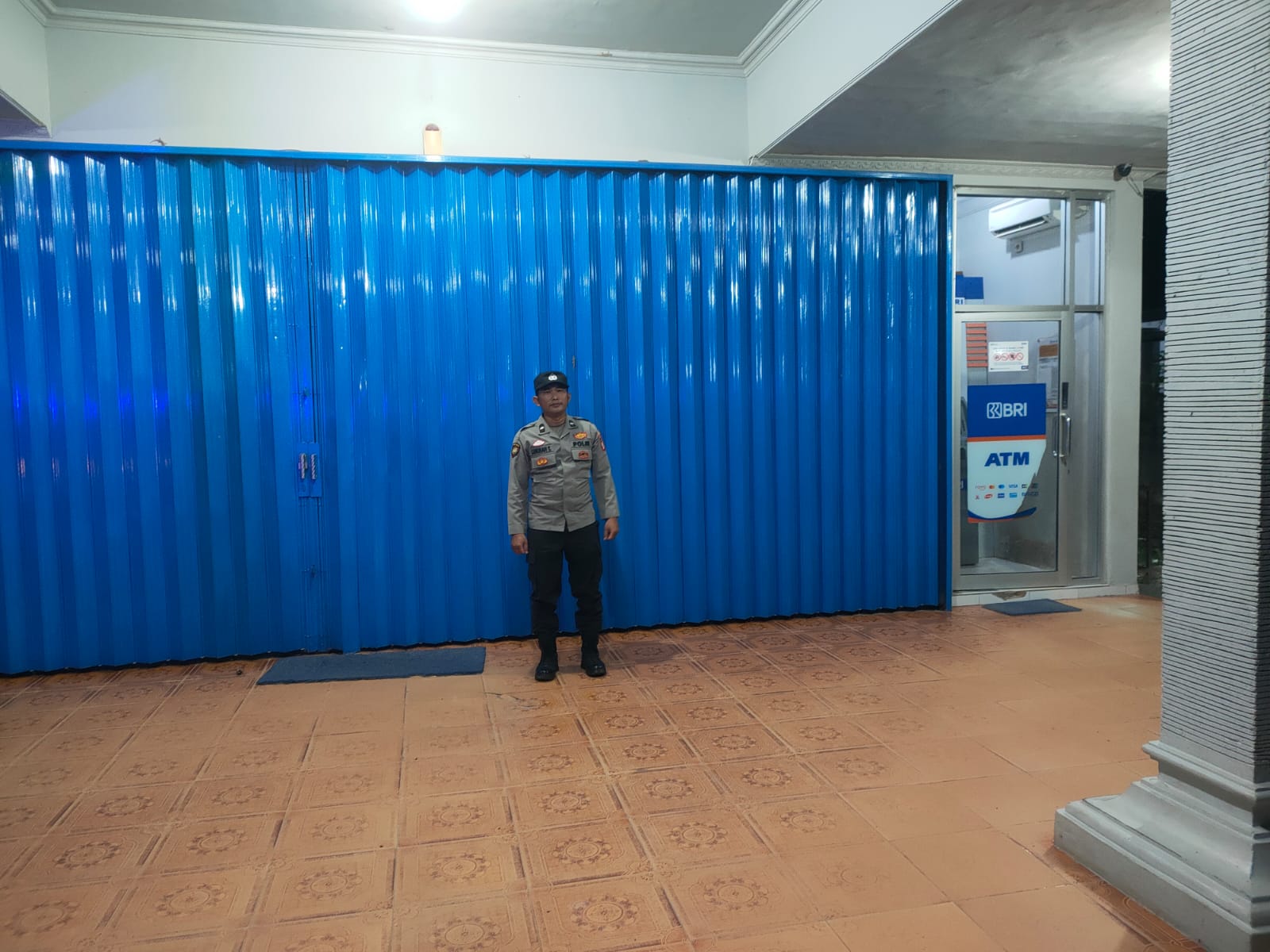 Piket Polsek Patroli kepertokoan diwilkum Polsek Sematu Jaya