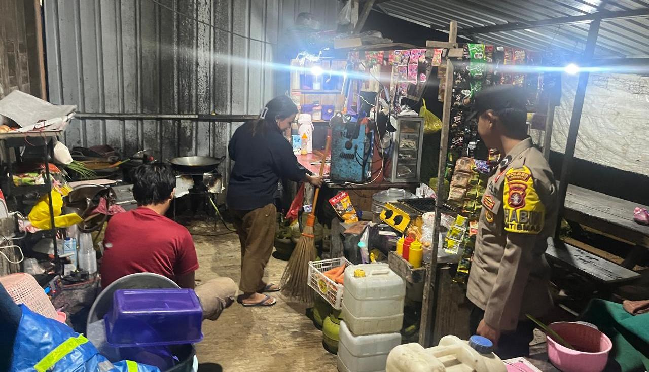 Hadir Di Tengah Masyarakat, Polsek Lamandau Patroli Dialogis Cegah Gangguan Kamtibmas