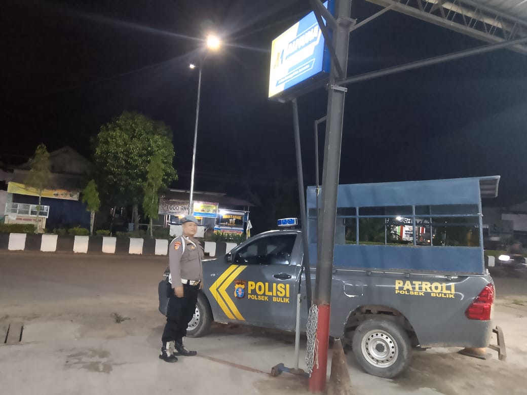 Personel Polsek melaksanakan Patroli di Wilkum Polsek Bulik