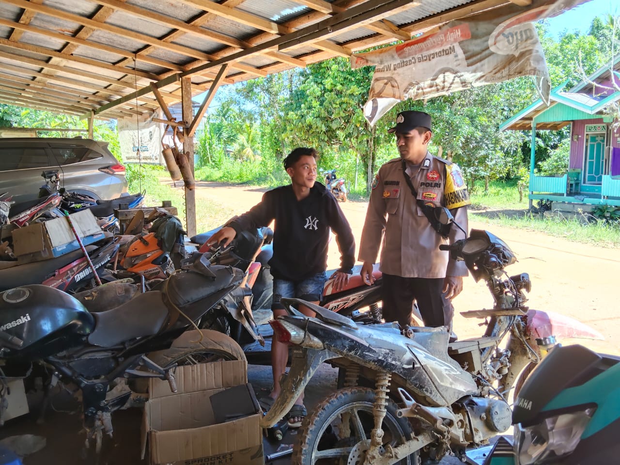 Laks sosialisasi Cooling System ke Masyarakat Polsek Marikit gencar laks giat tersebut di wilayah Kec. Marikit Kab. Katingan.