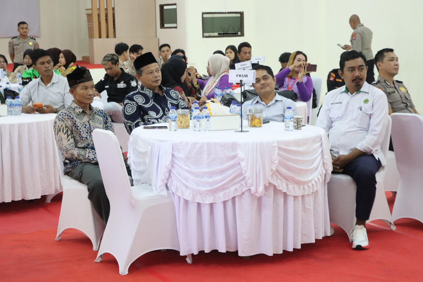 Dit Binmas Polda Kalteng Bersama Sat Binmas Polres Lamandau Edukasi Warga Cegah Karhutla