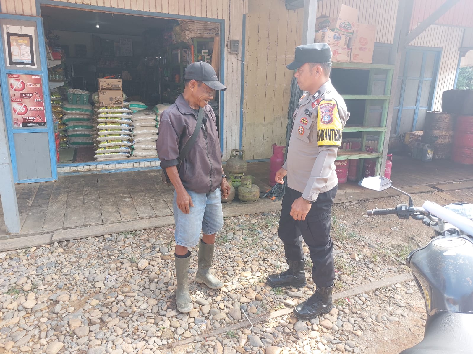 Polsek Marikit Melaksanakan Kegiatan Cooling System Kepada Tomas,Toga dan Todat Kec. Marikit.