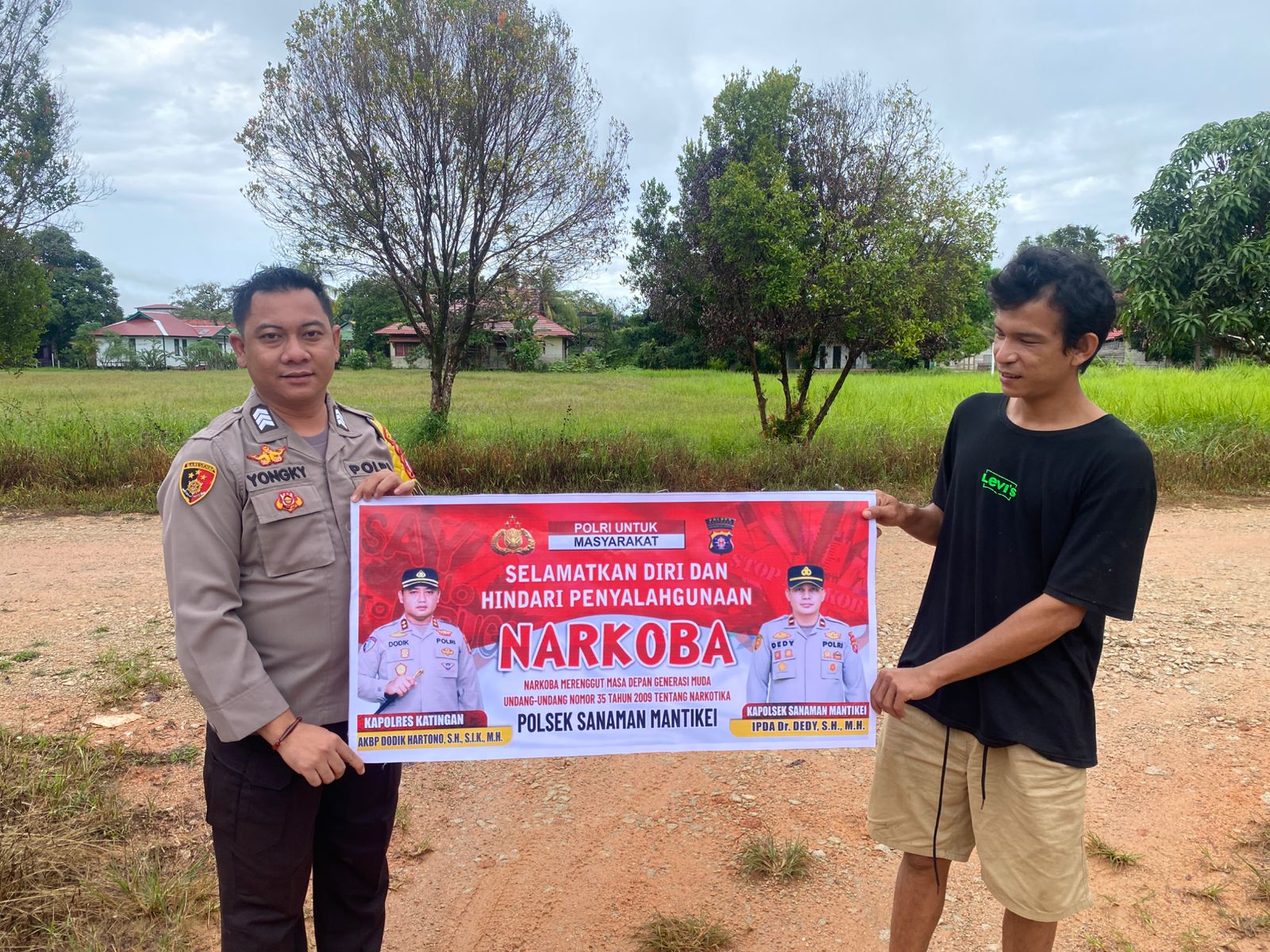 Bhabinkamtibmas Desa Tumbang Atei Sosialisasi Bahaya penyalahgunaan Narkoba.