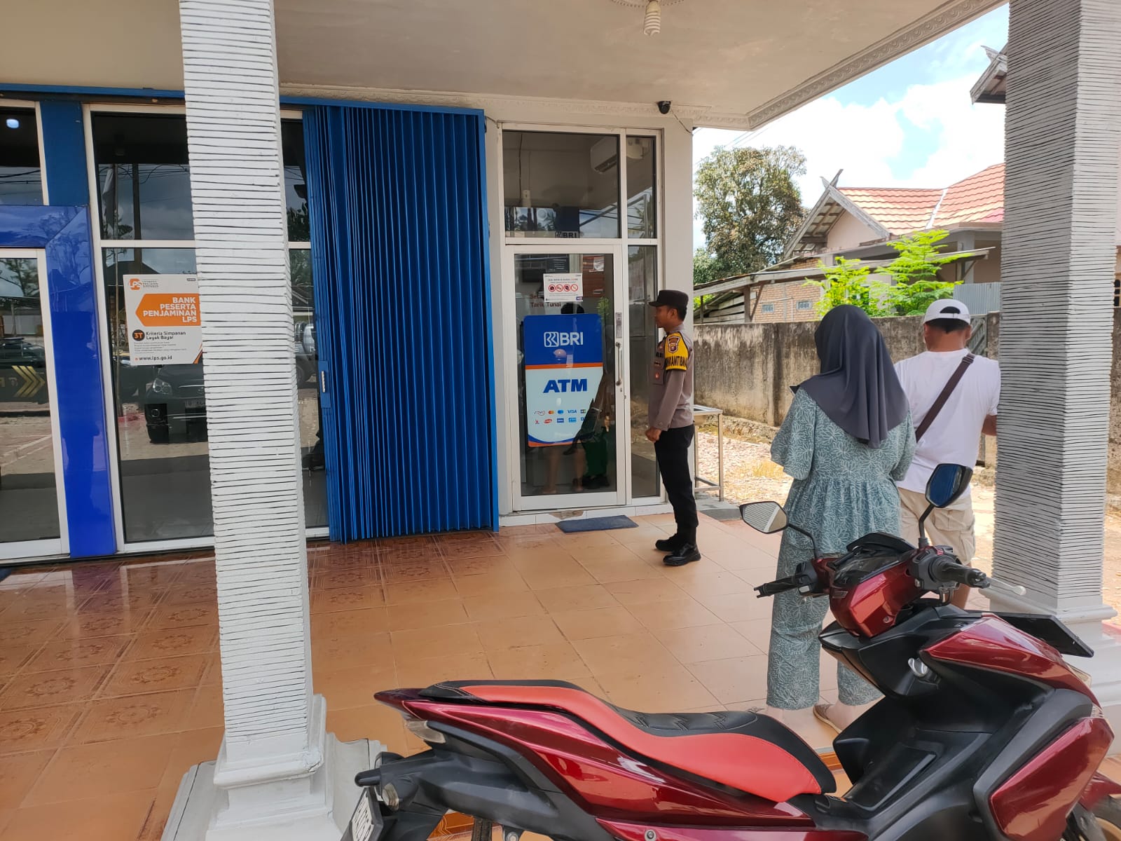 Sematu Jaya, Dalam rangka menjamin salah satu aktifitas warga dalam memenuhi kebutuhan sehari hari
