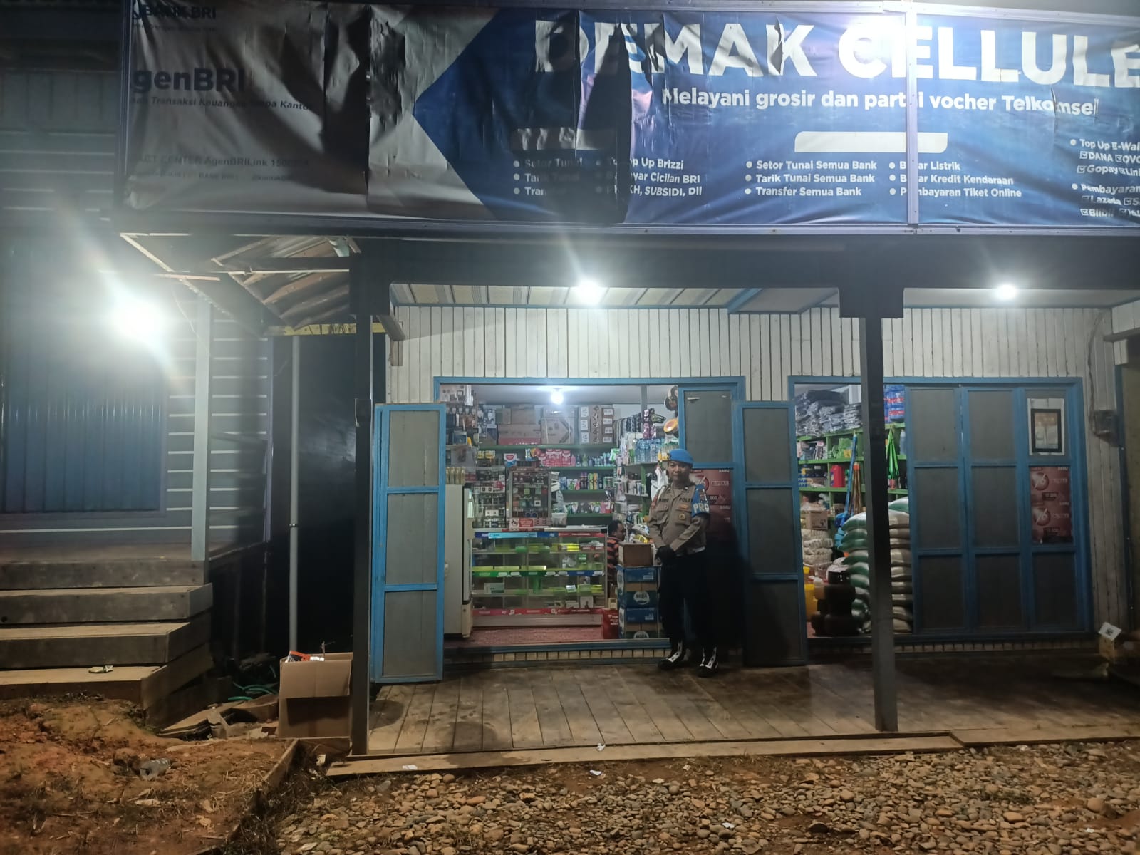 Kondusivitas Dipertahankan Melalui Patroli Malam Polsek Marikit