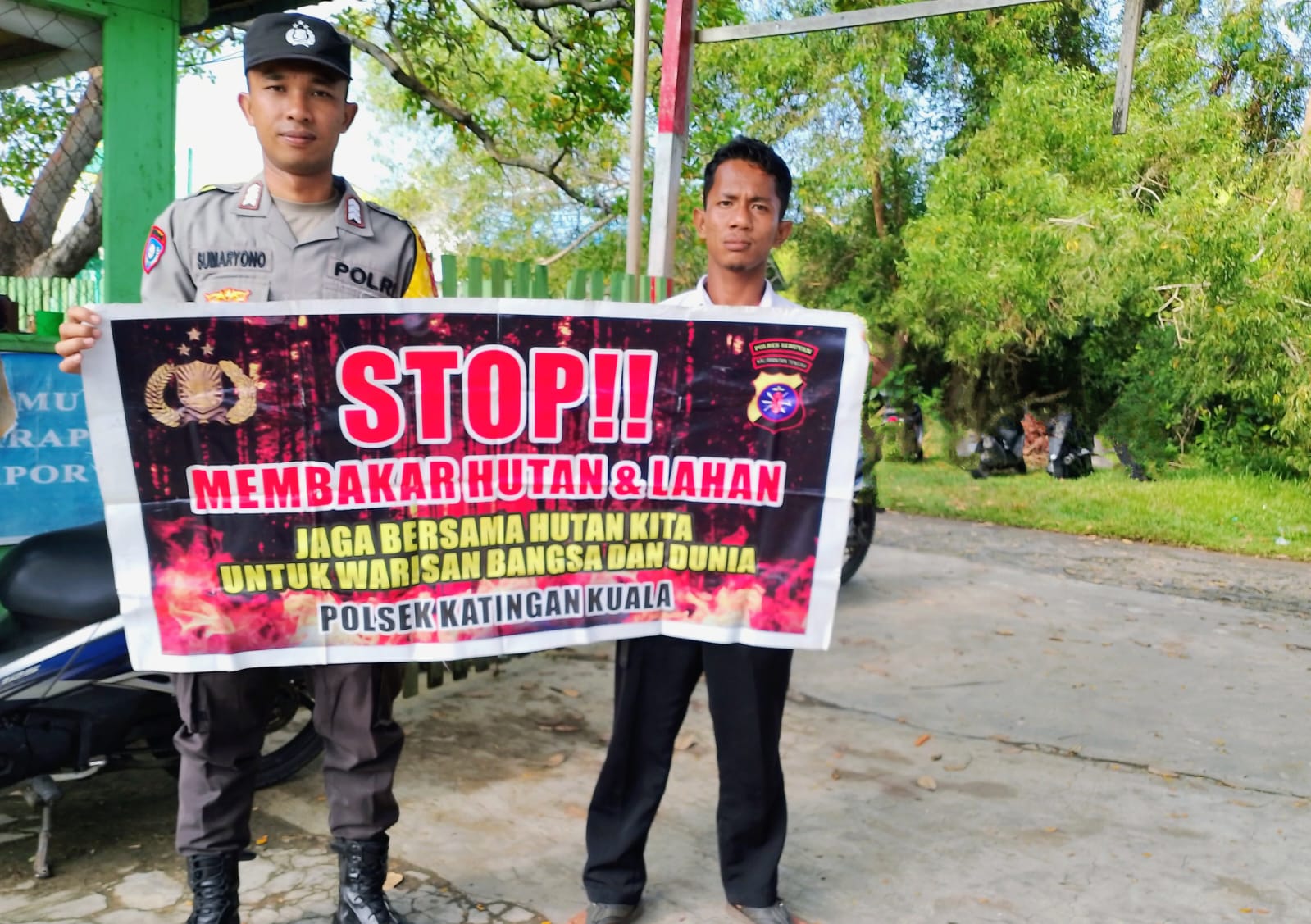 Bhabinkamtibmas Polsek Katingan Kuala Himbau Masyarakat Untuk Tidak Membakar Hutan dan Lahan