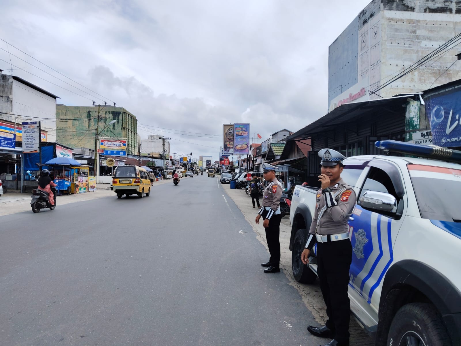 PENLING, Satlantas Polres Katingan Penyuluhan Keliling Kepada Para Pengendara