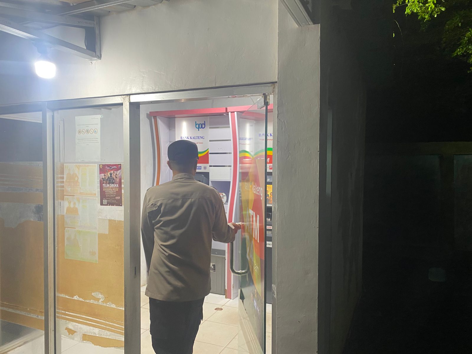 Cegah Gangguan Kamtibmas, Piket Polsek Bulik Patroli ATM