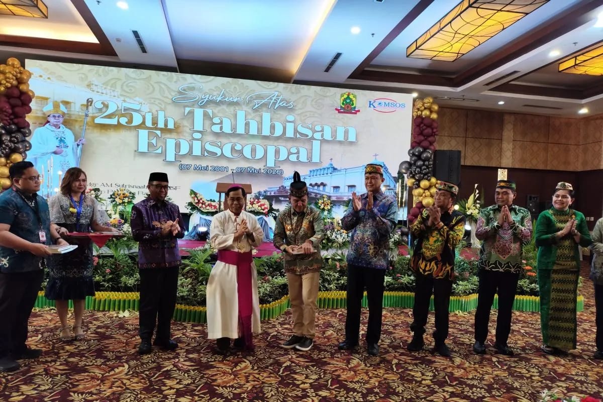 Kapolda Kalteng Apresiasi 25 Tahun Pengabdian Uskup Palangka Raya, Jaga Kerukunan Umat Beragama