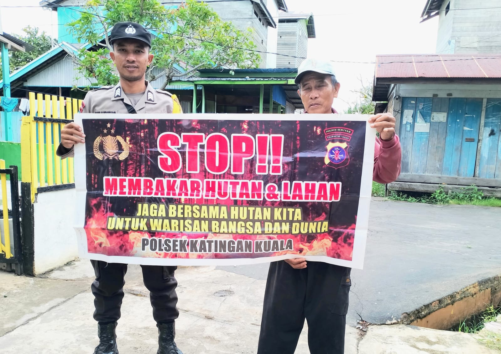 Bhabinkamtibmas Polsek Katingan Kuala Himbau Masyarakat Untuk Tidak Membakar Hutan dan Lahan