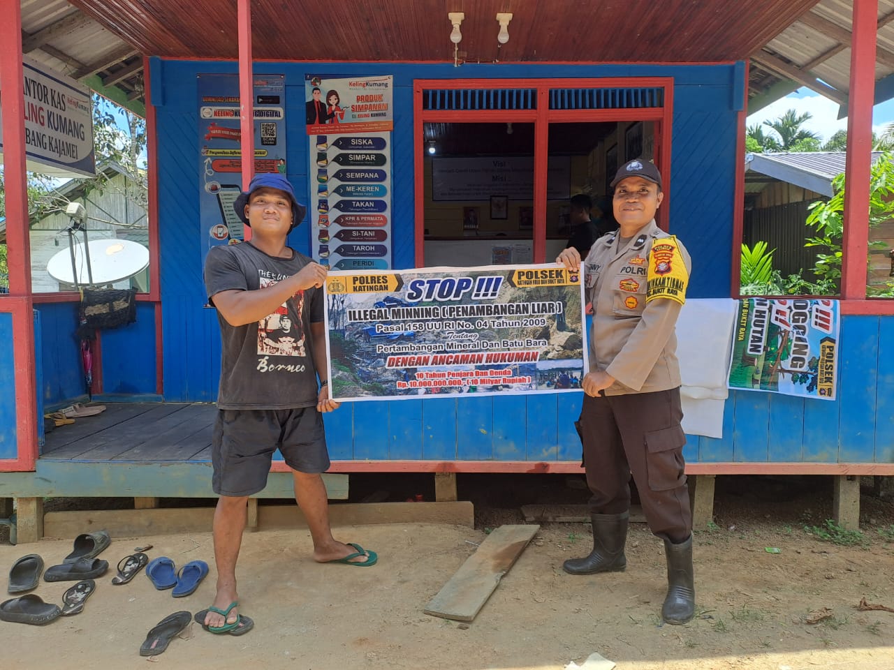 Upaya pencegahan Penambangan Emas Tanpa Ijin (PETI) di Kecamatan Katingan Hulu dan Bukit Raya, Bhabinkamtibmas sosialisasi kepada masyarakat.