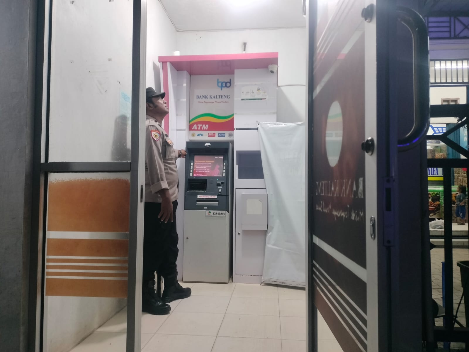 Piket Polsek Patroli ke Perbankan Atm