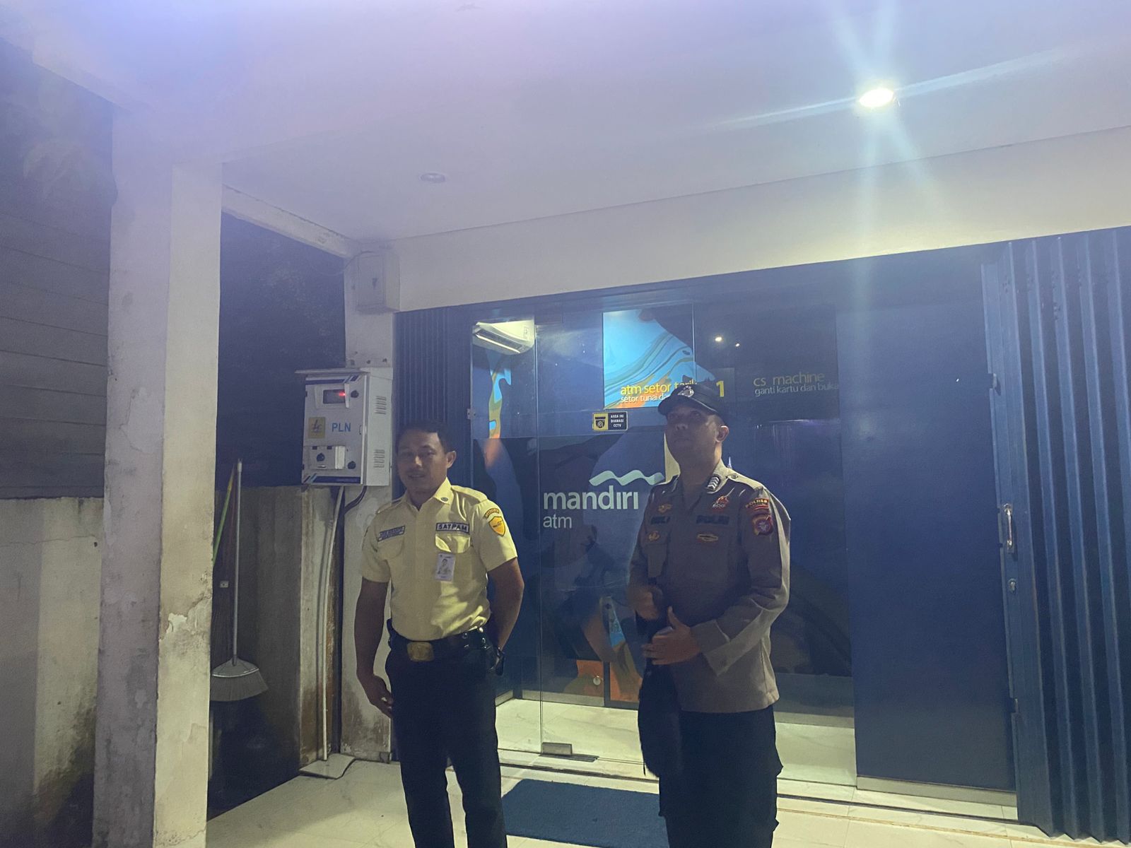 Ciptakan Rasa Aman, Polsek Bulik Patroli Dialogis dengan Satpam Bank