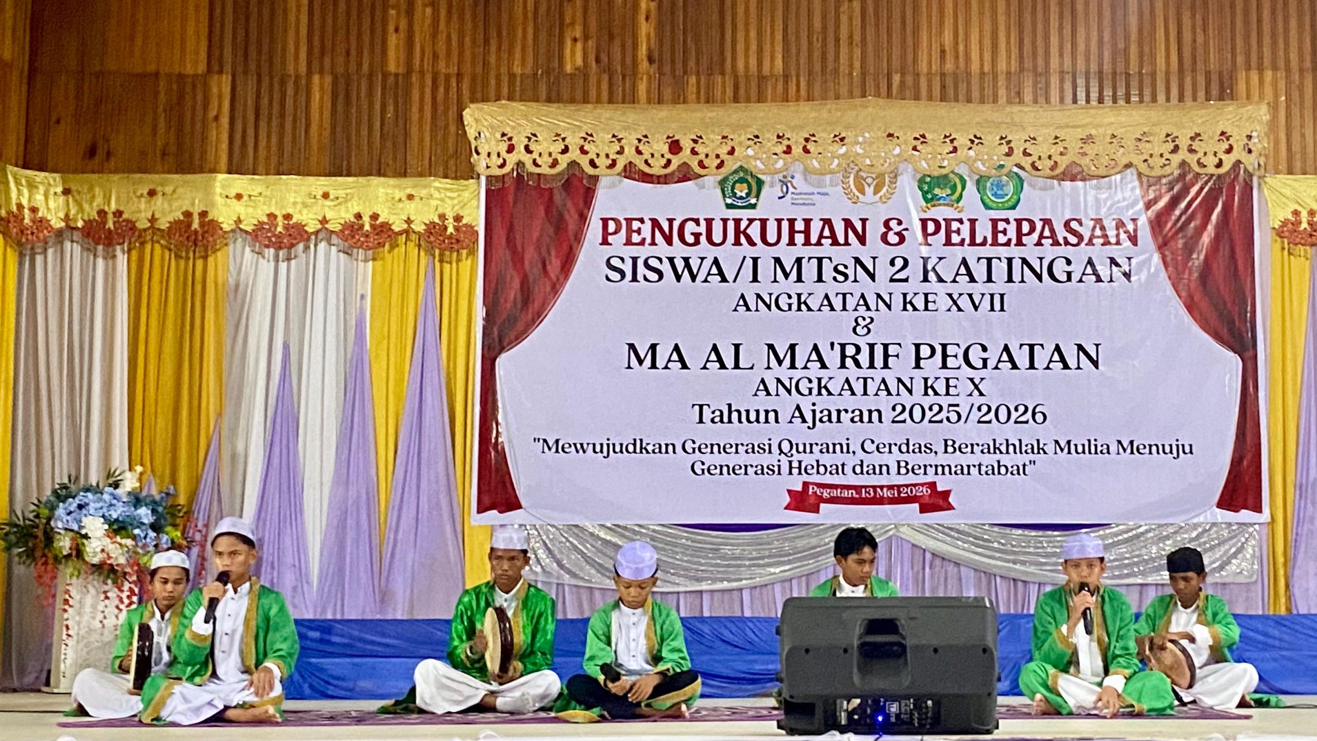 Kapolsek Katingan Kuala menghadiri  kegiatan Pelepasan / Pengukuhan siswa/siswi Kelas MTSN-2 Katingan angkatan ke- XVII dan MA Al-Ma’rif Pegatan angkatan ke- X tahun ajaran 2025/2026