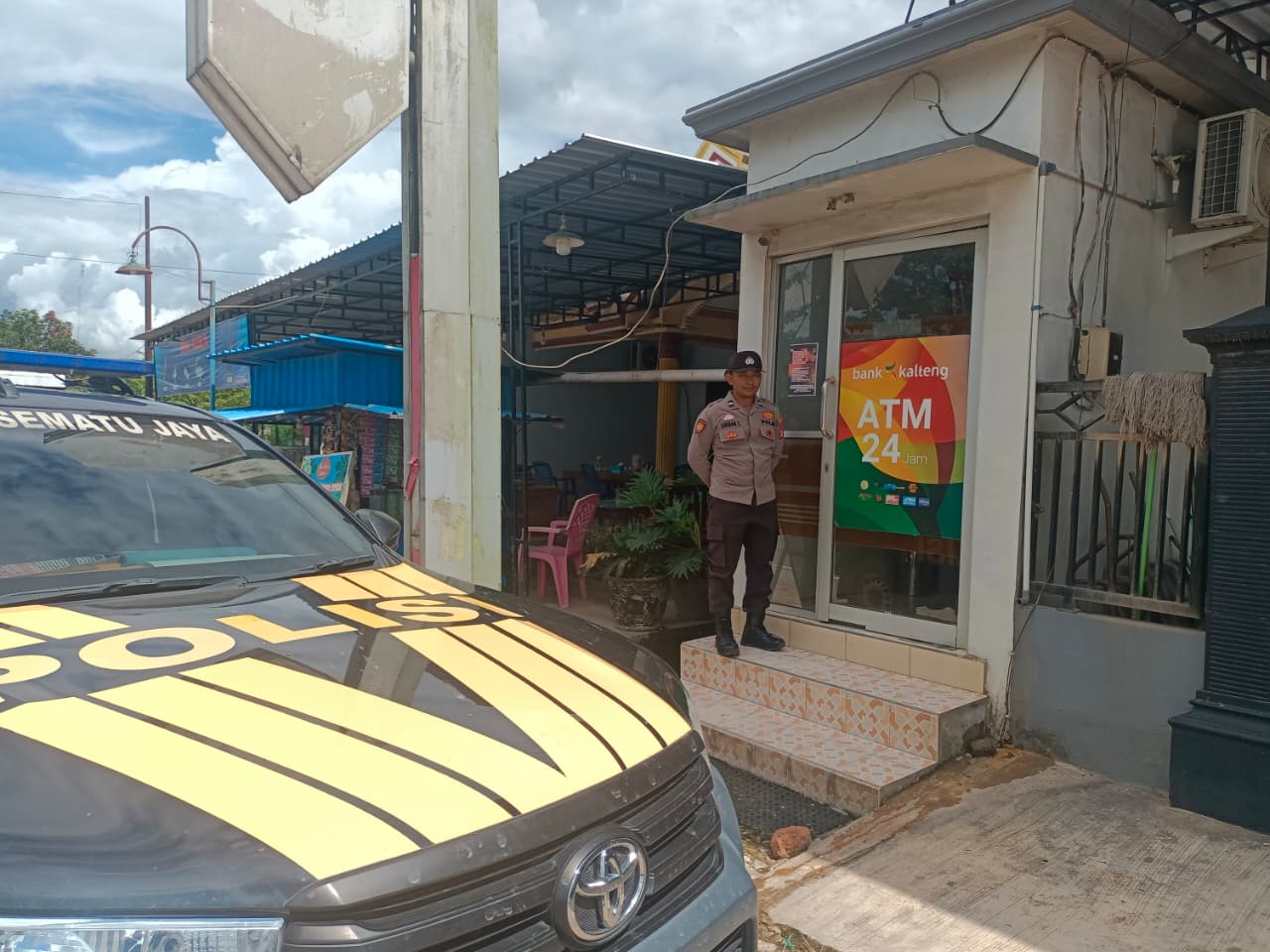 Piket Polsek Patroli ke Perbankan Atm