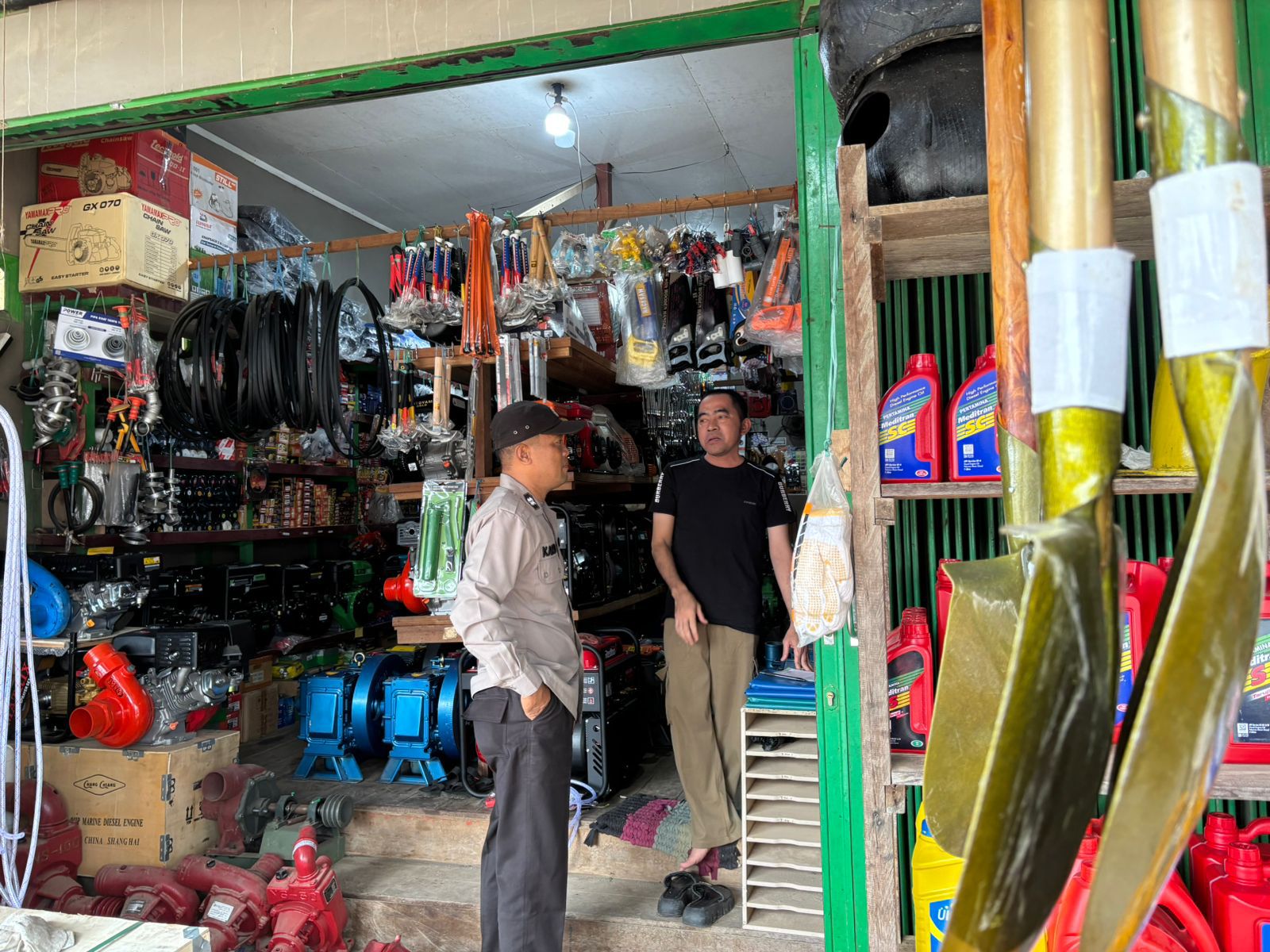 Perkuat Kamtibmas, Polsek Katingan Tengah Sambangi Warga