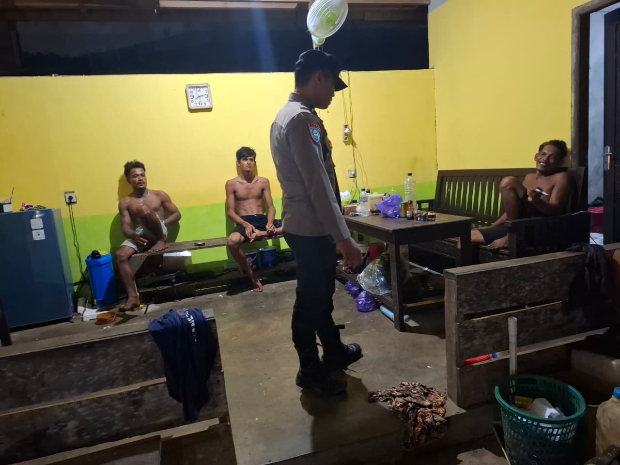 Piket Polsek Lamandau Melaksanakan Patroli